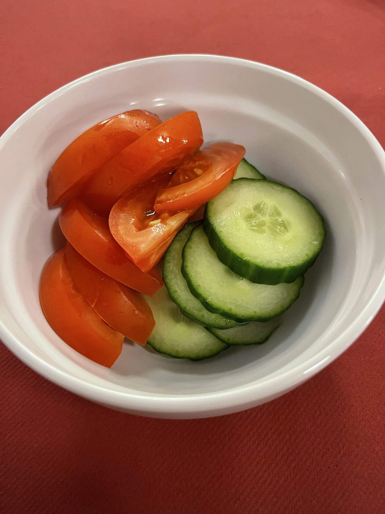 Tomaten-Gurken-Salat