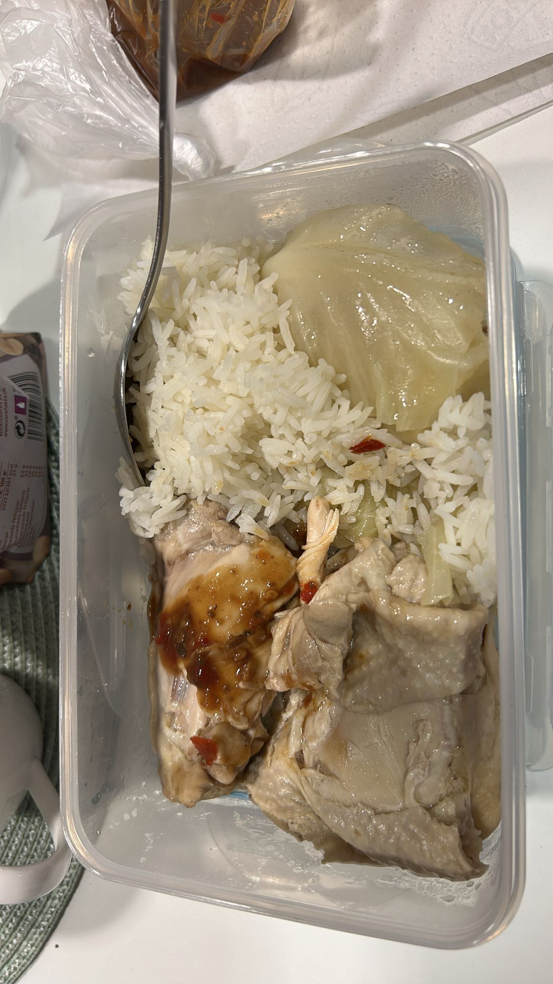 Kylling med ris og kål