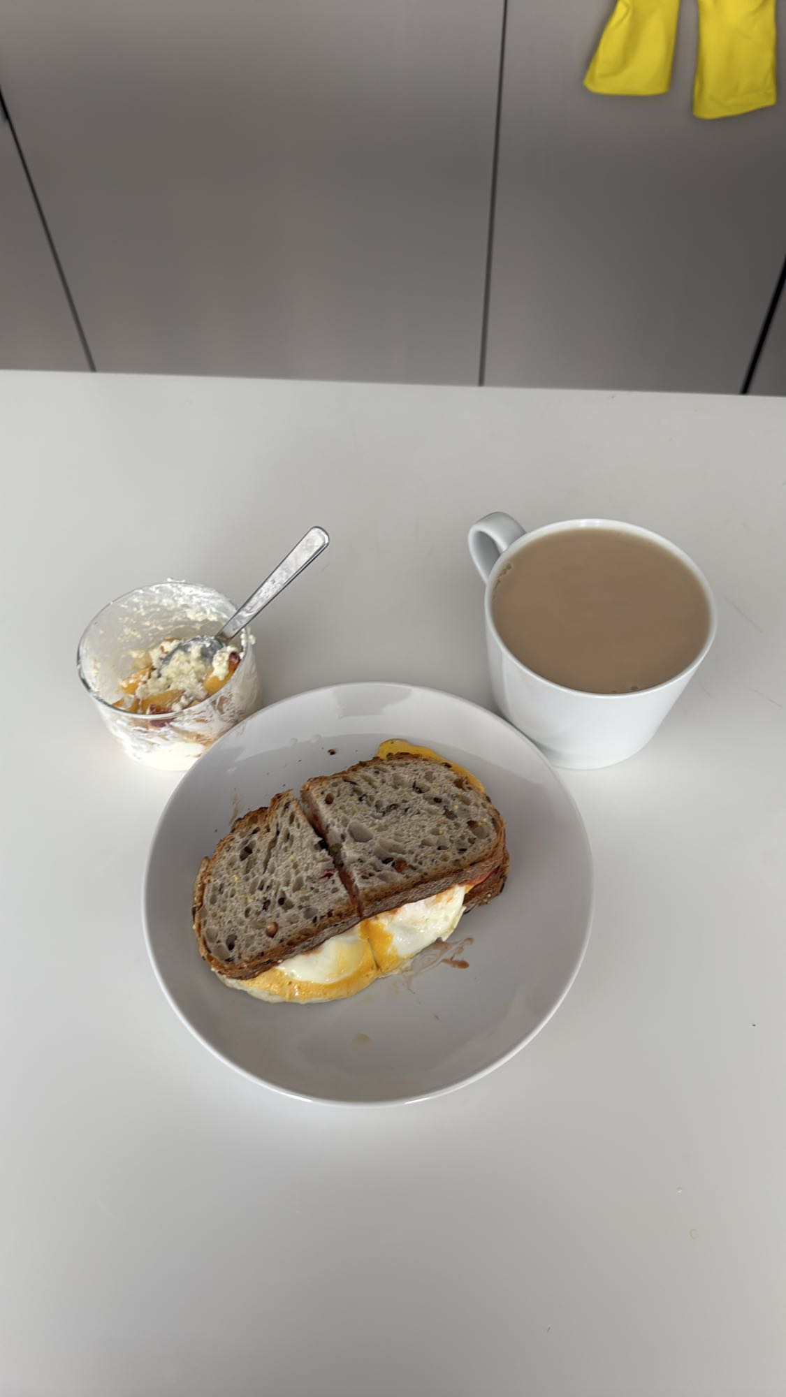 Завтрак сэндвич и кофе