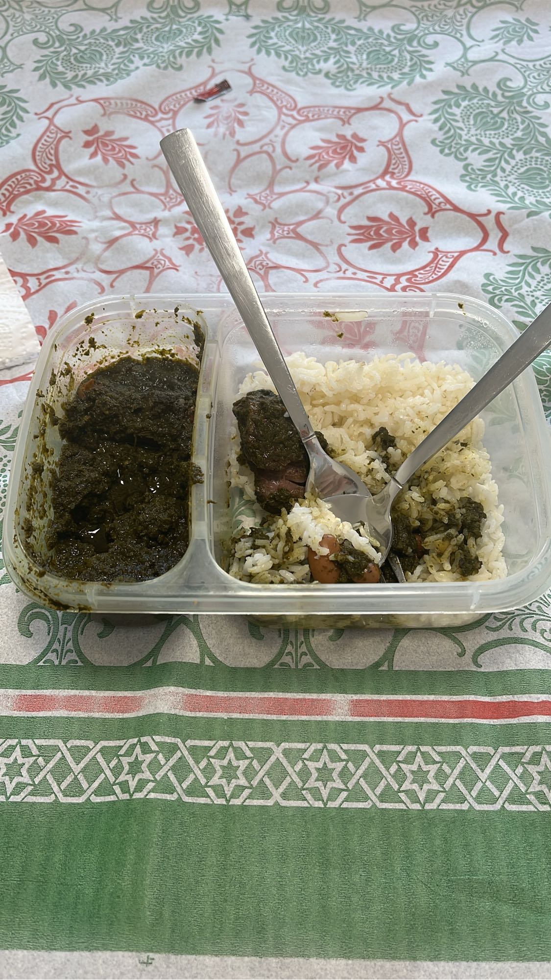 Rice with spinach stew