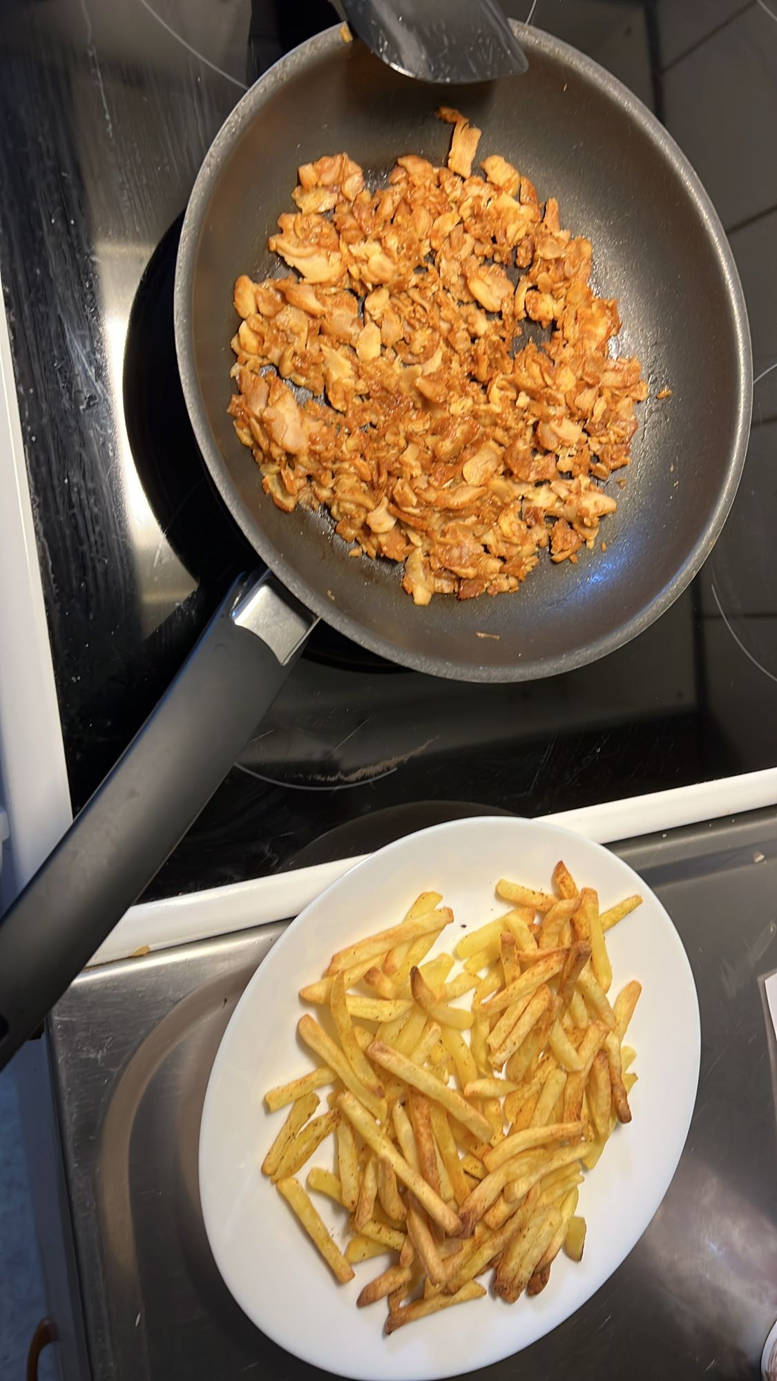 Kycklingkebab med pommes