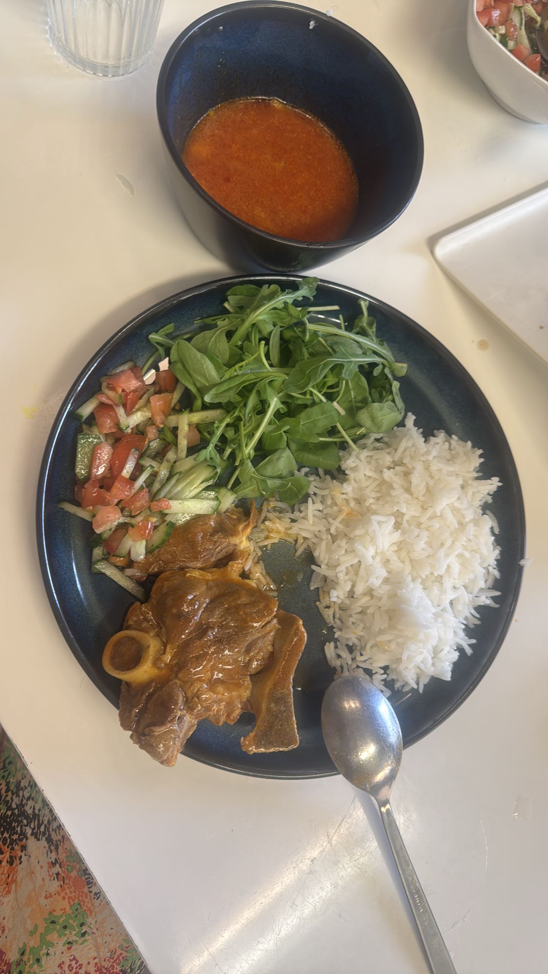 Lammgryta med ris och sallad