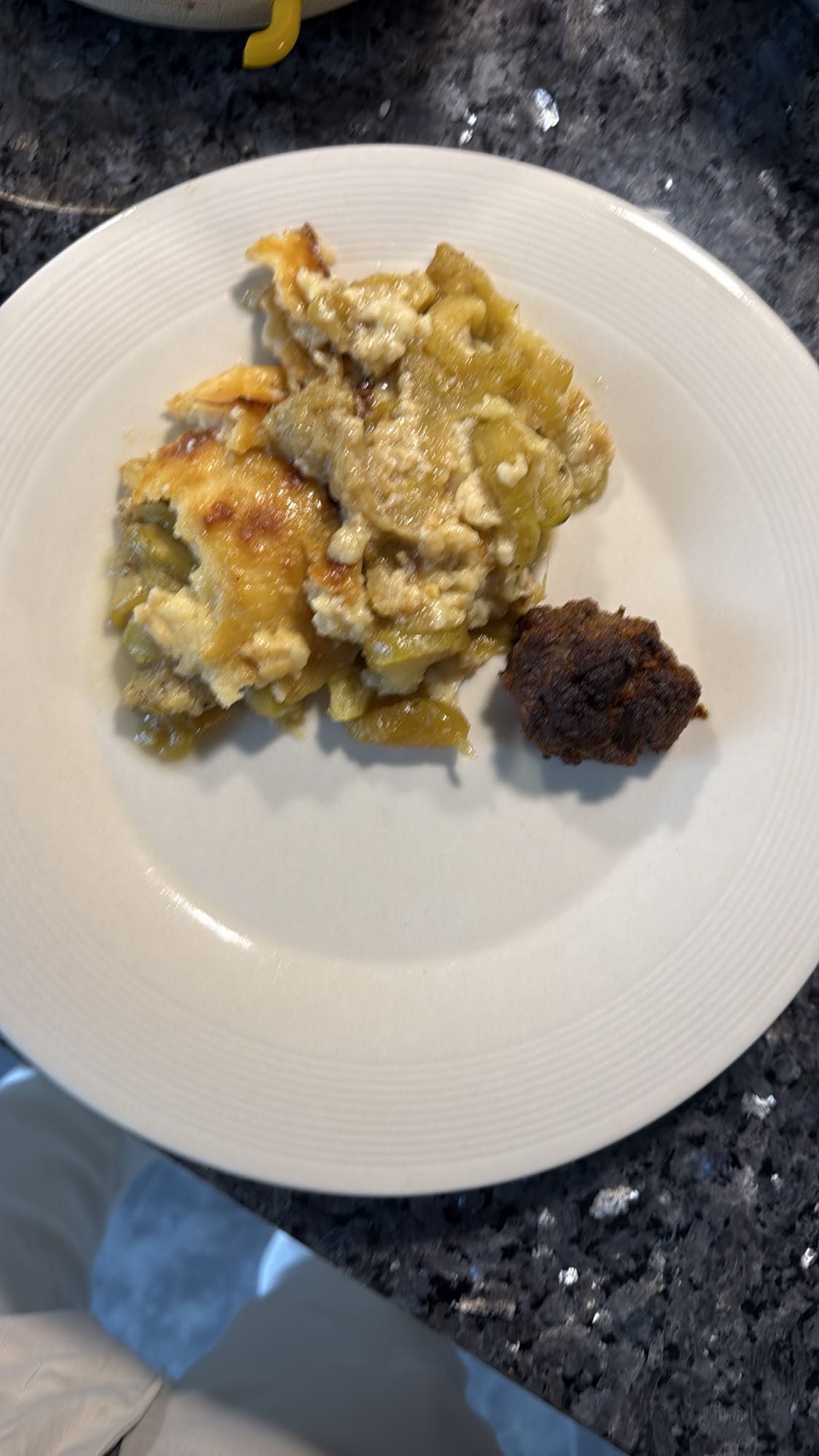 Zucchini with béchamel