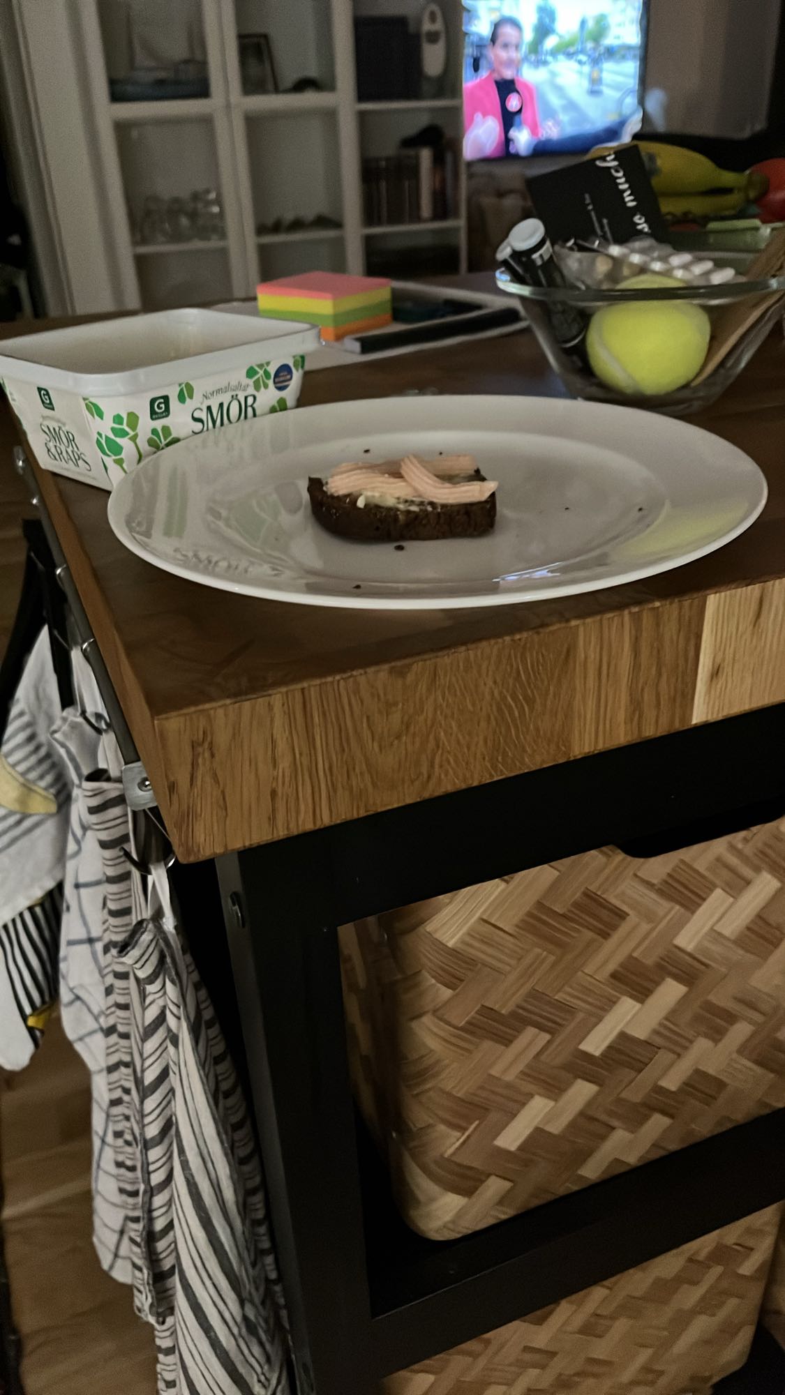 Smörgås med smör & kaviar