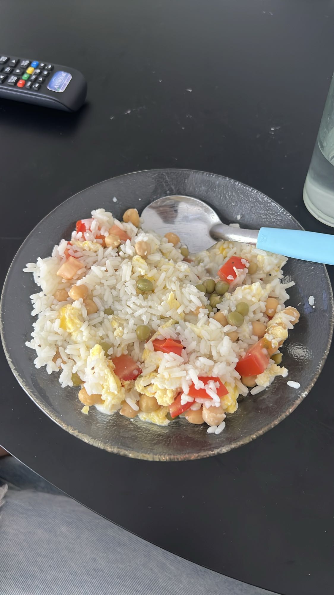 arroz con verduras y huevo