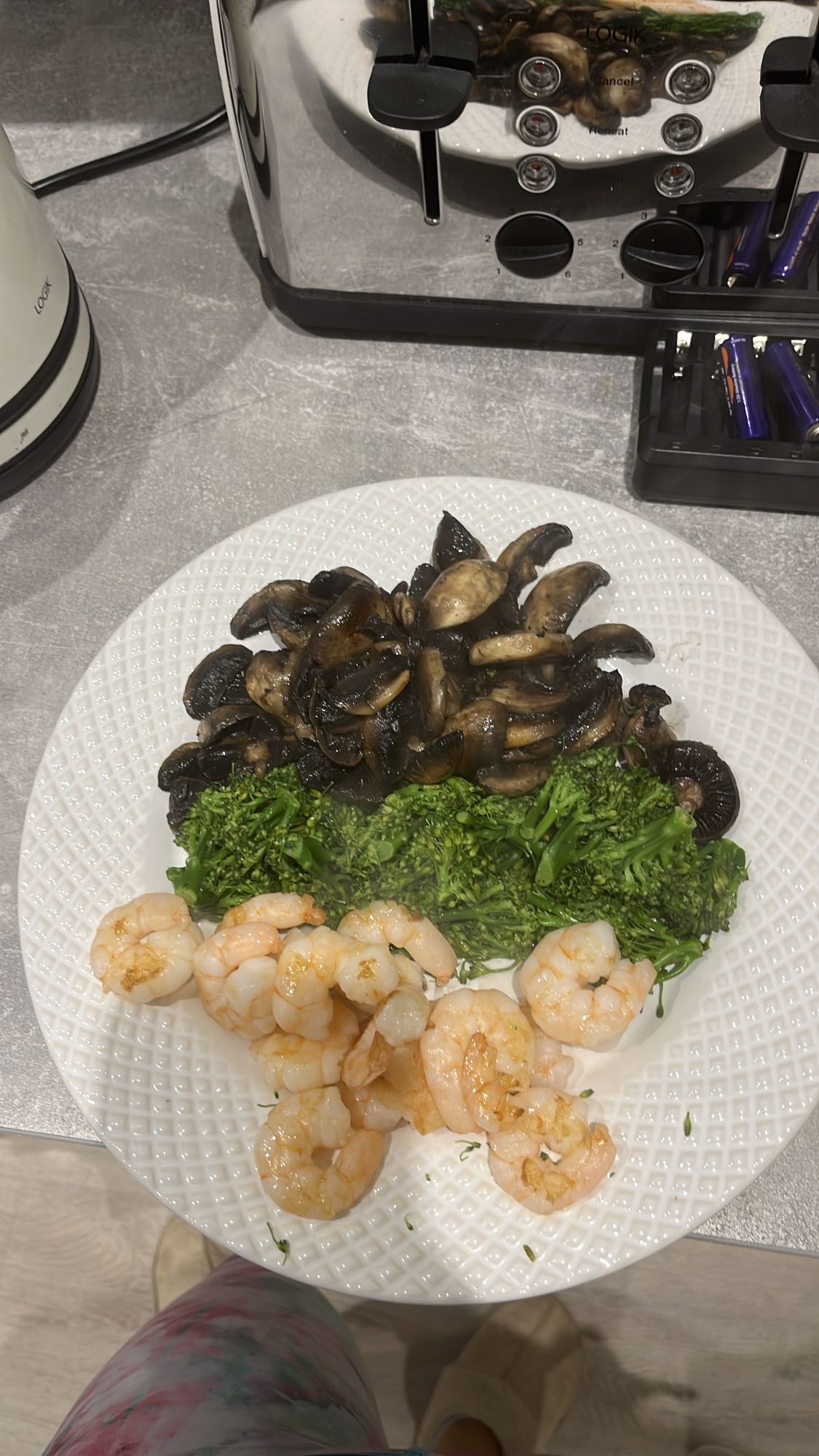 Shrimp, Broccoli, Mushrooms