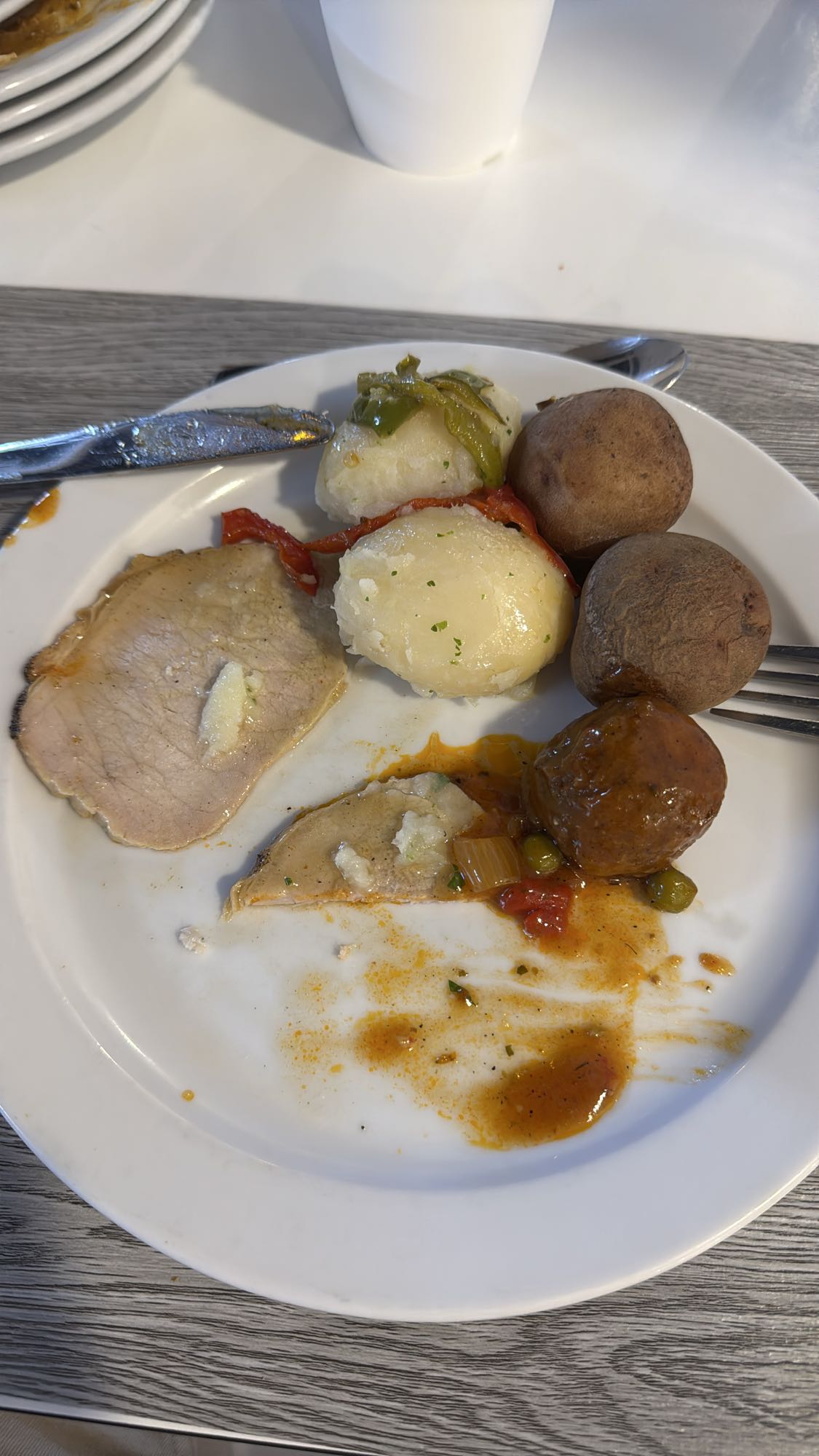 Plato mixto con papas