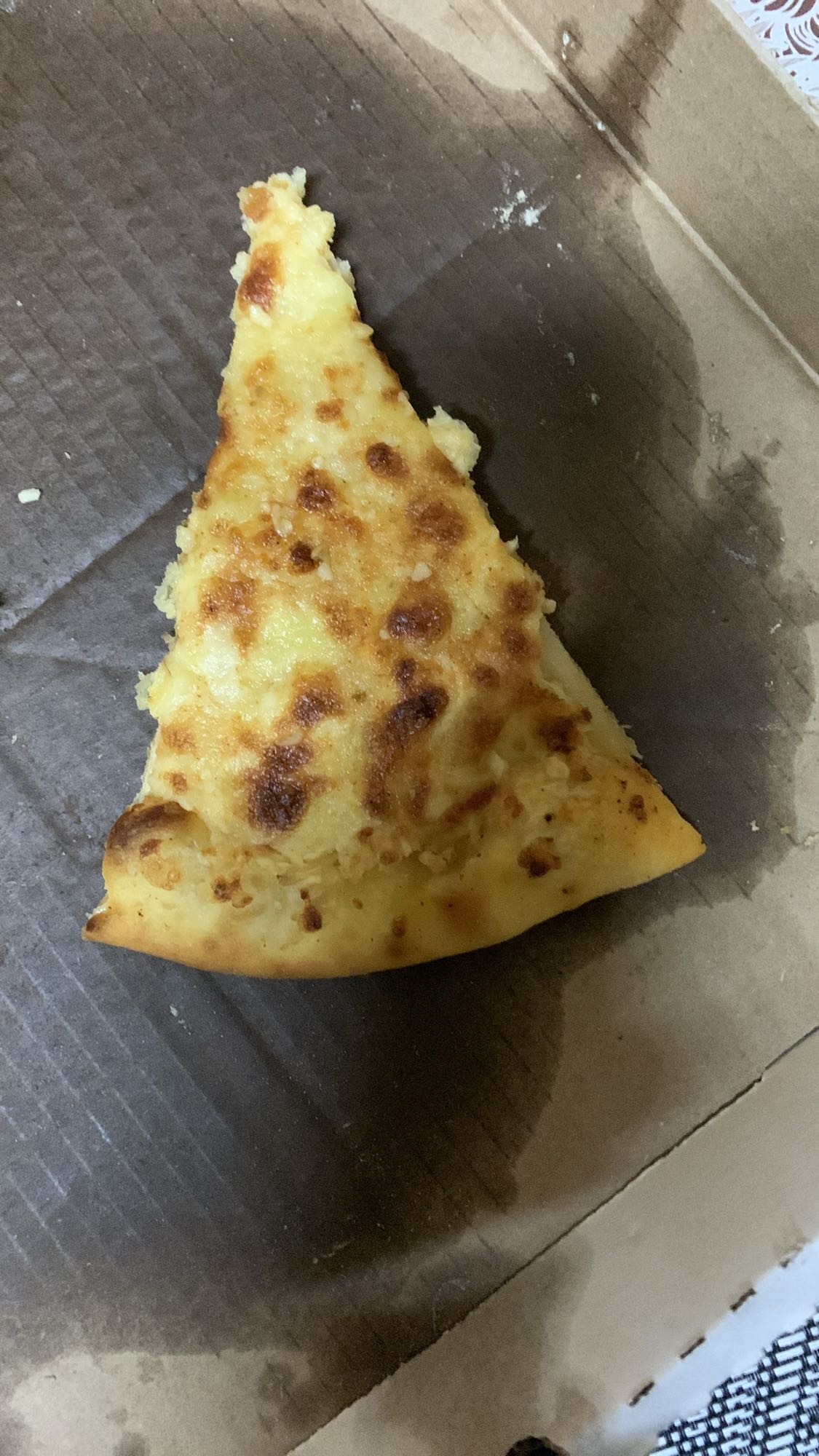 Cheese pizza slice