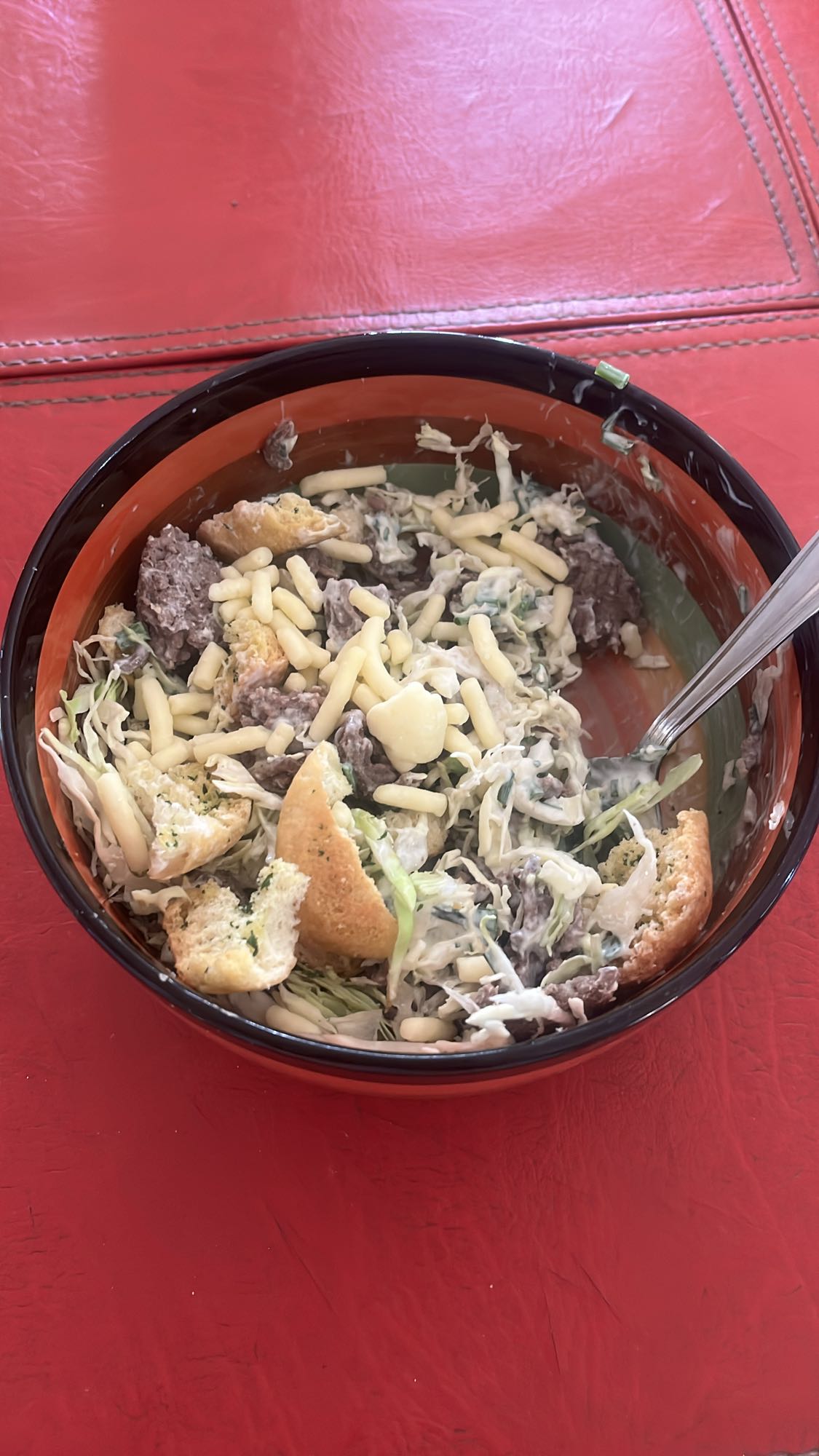 ensalada de carne y queso