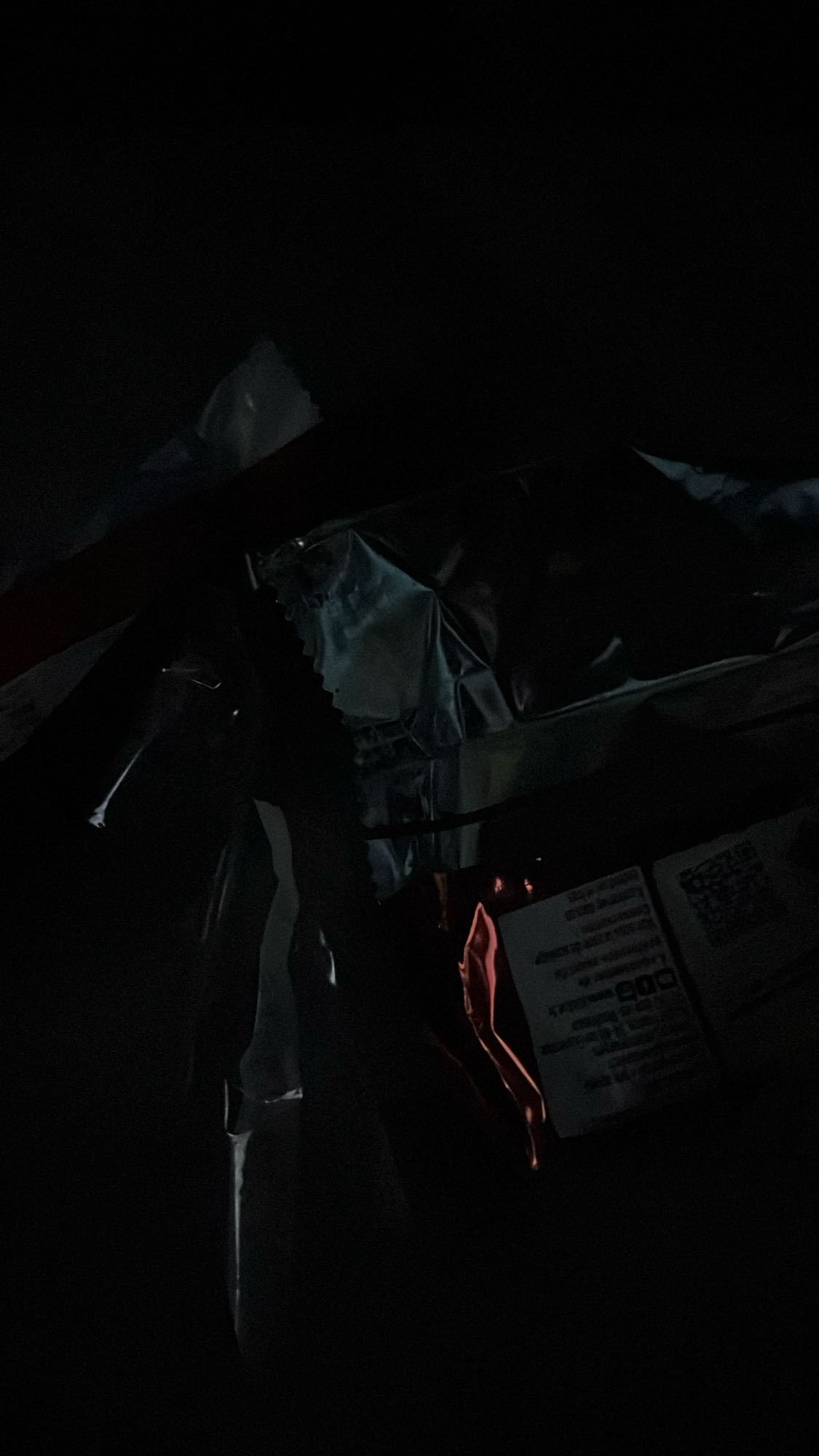 Inconnu (emballage sombre)