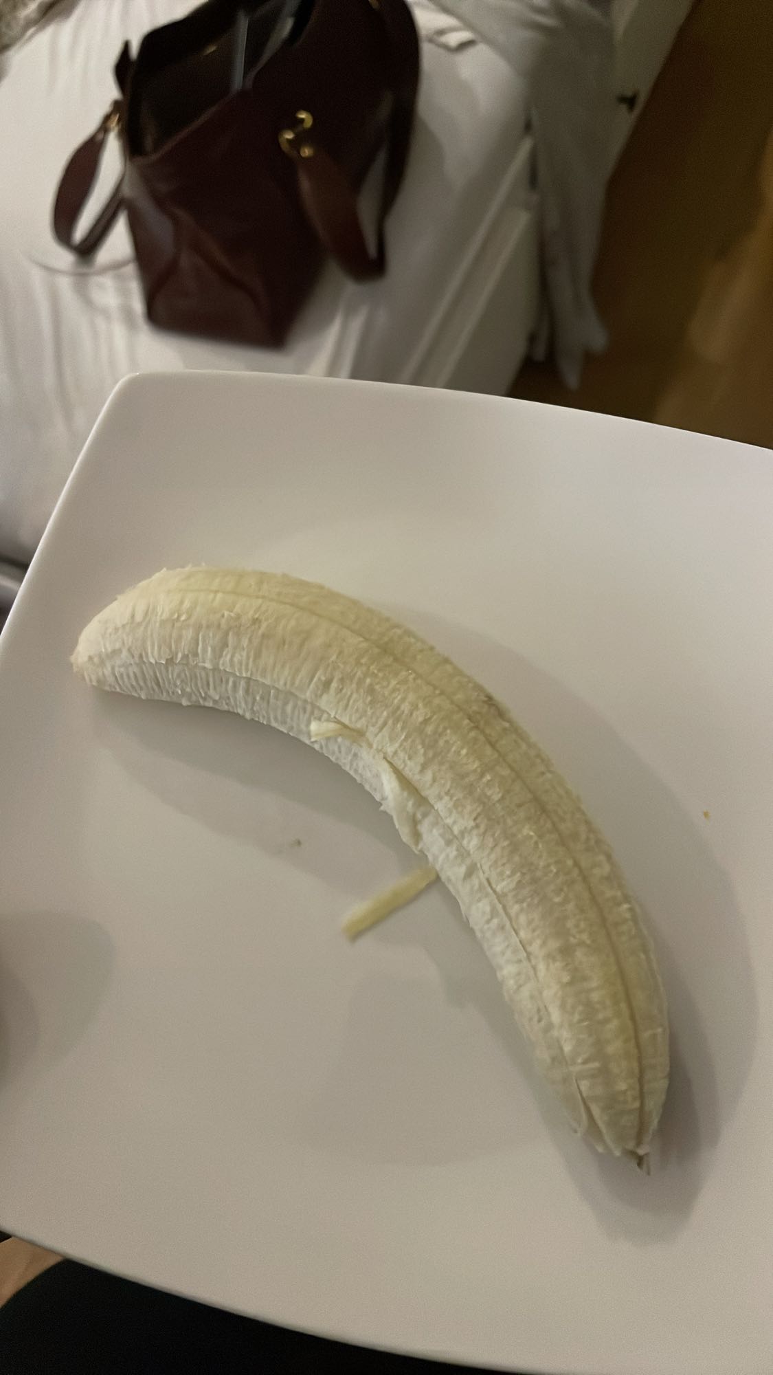 Banan na talerzu