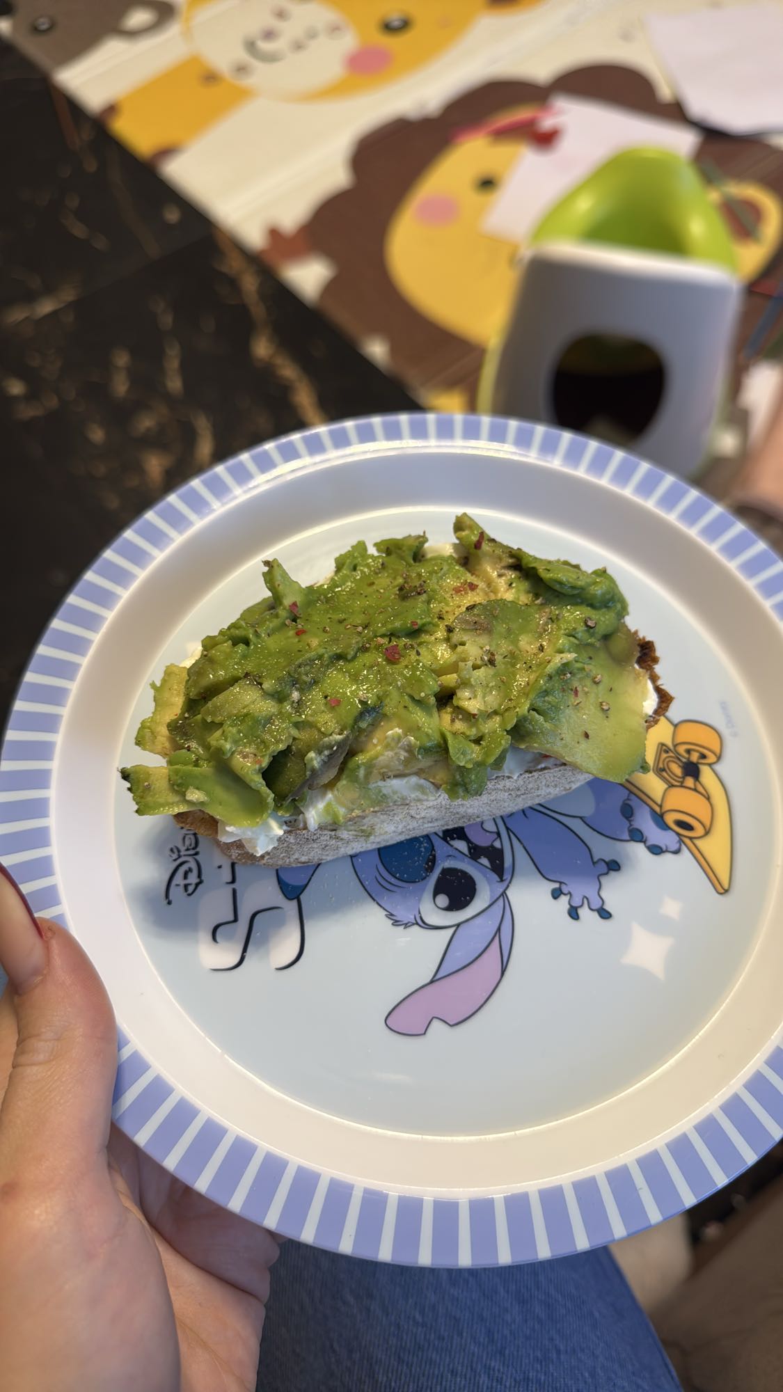 авокадо тост