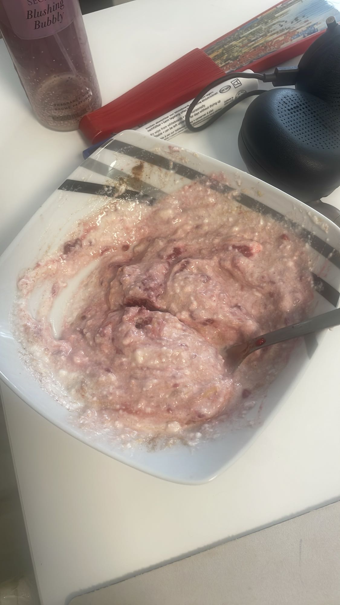 yogur con frutas y avena