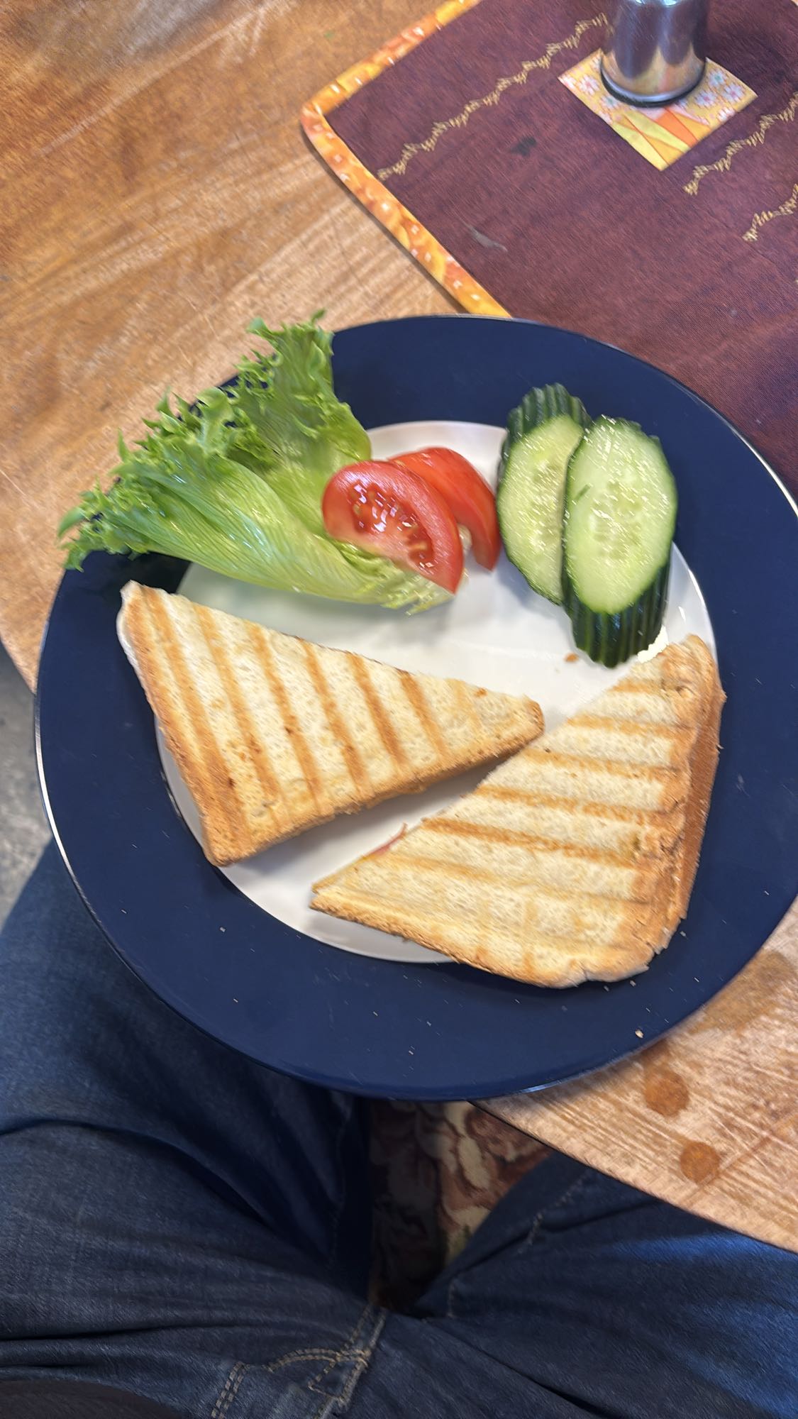 Toast med grønnsaker
