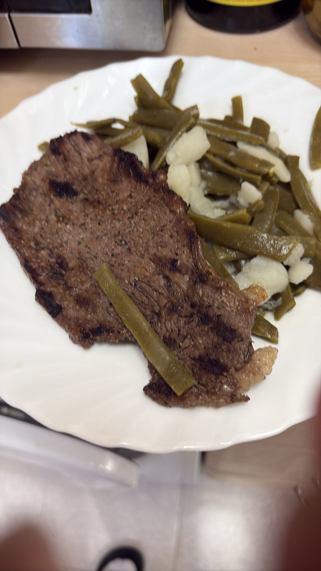 Carne asada con judías verdes