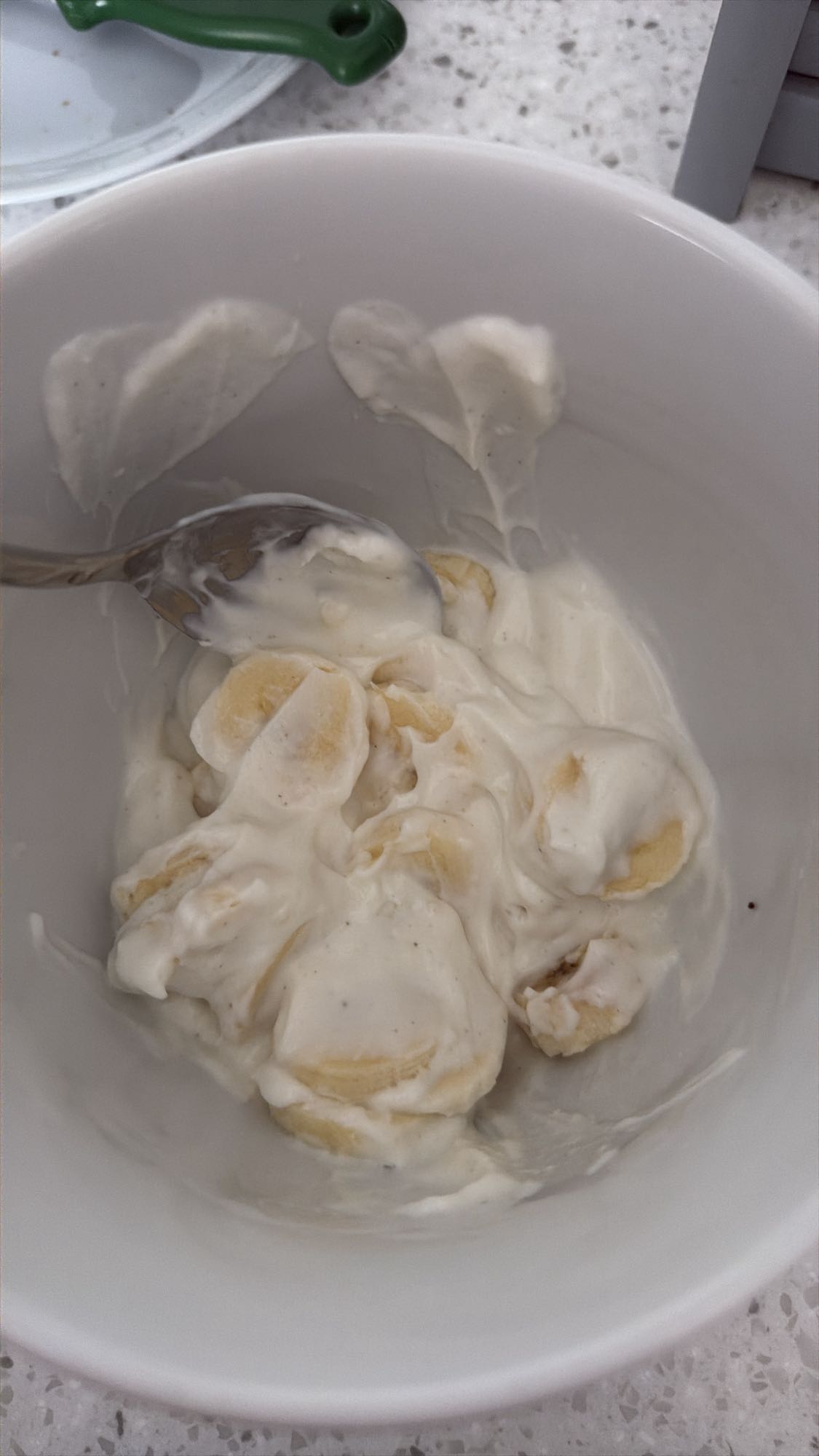 Skyr waniliowy z bananem