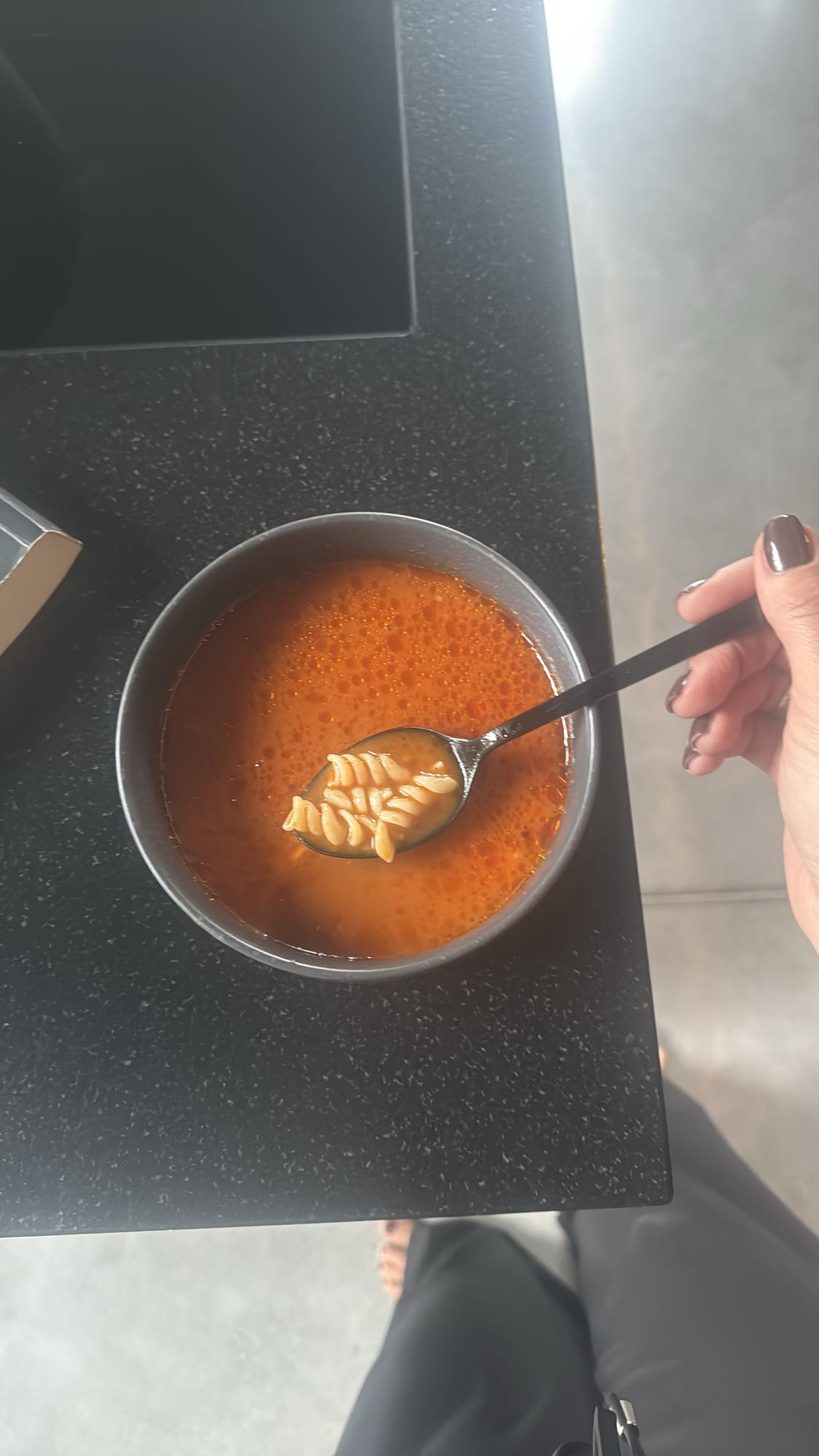 zupa pomidorowa z makaronem