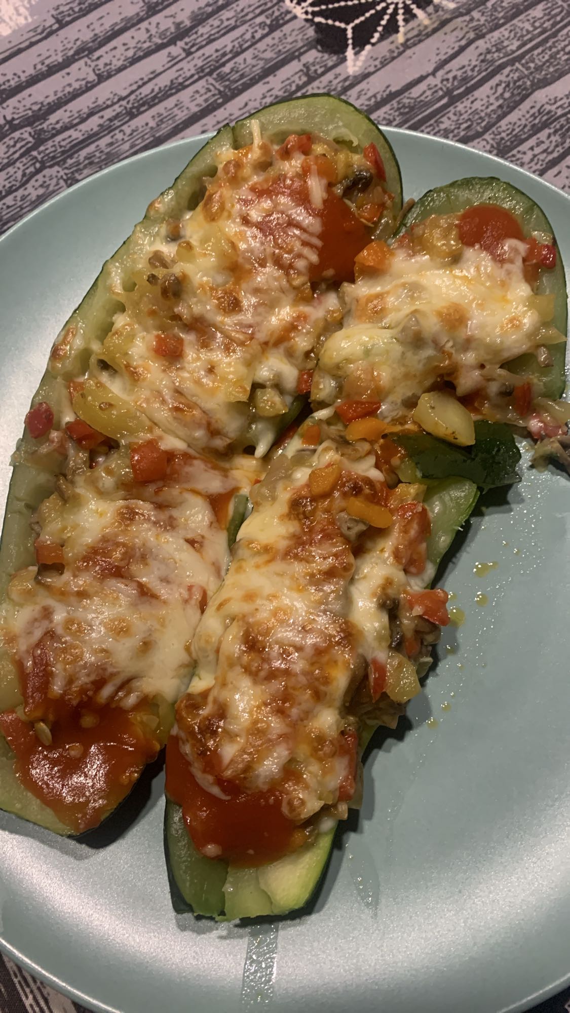 calabacines rellenos gratinados