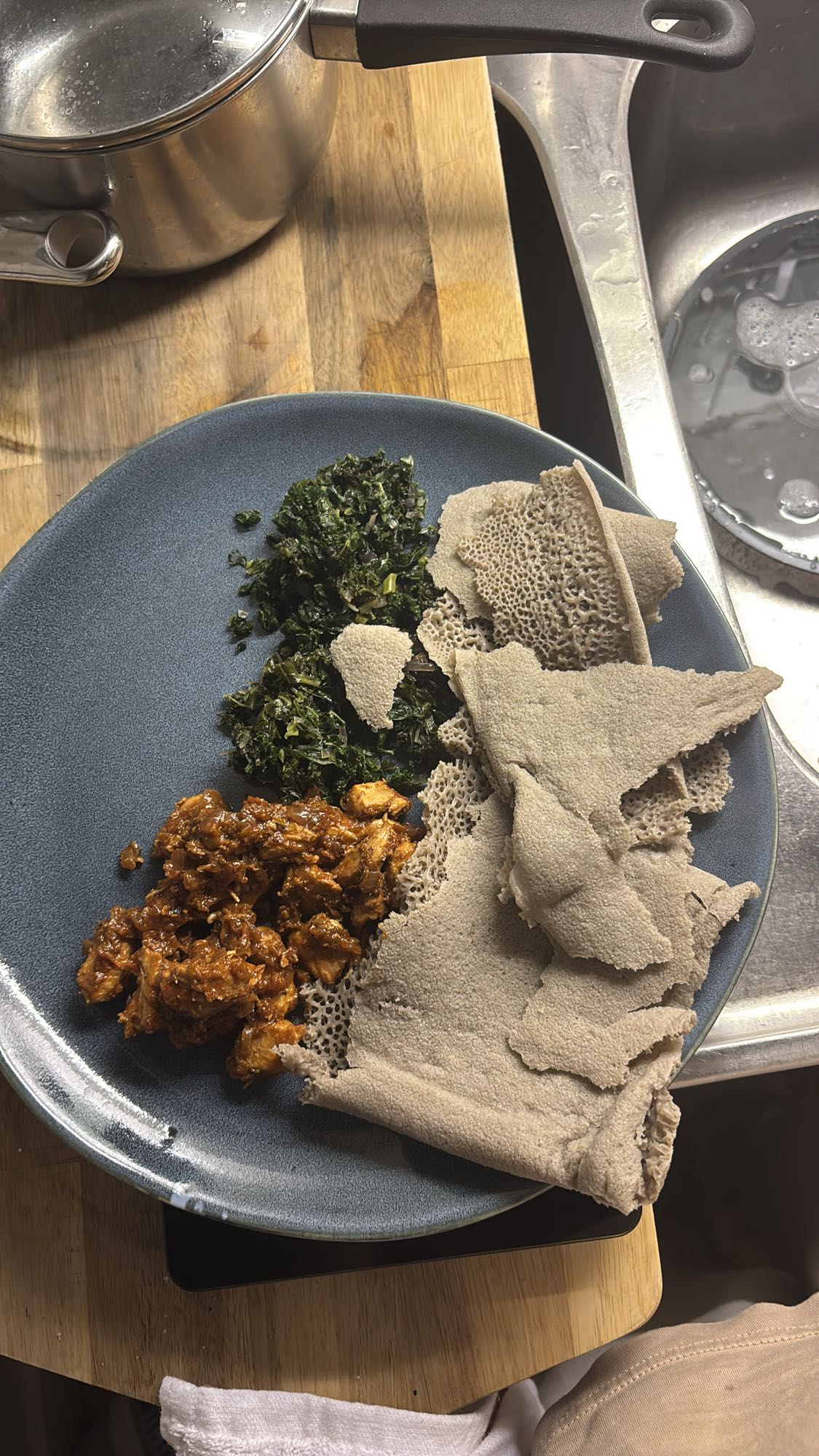 Injera med grönkål & tofu