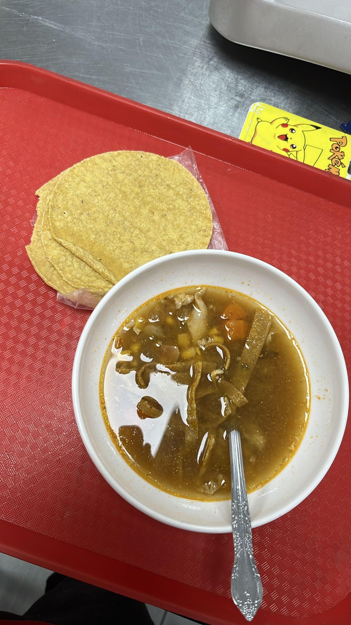 sopa con tortillas