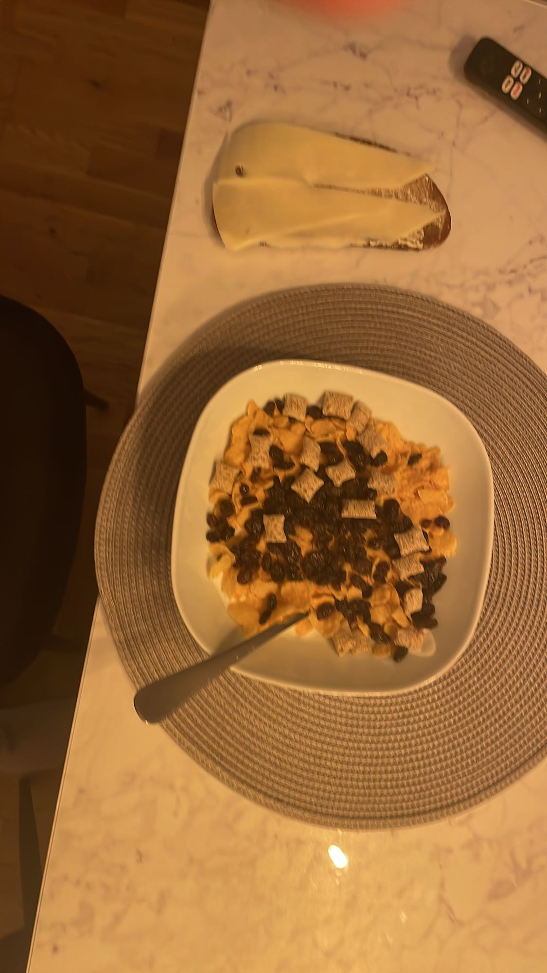 Frukost med flingor & macka