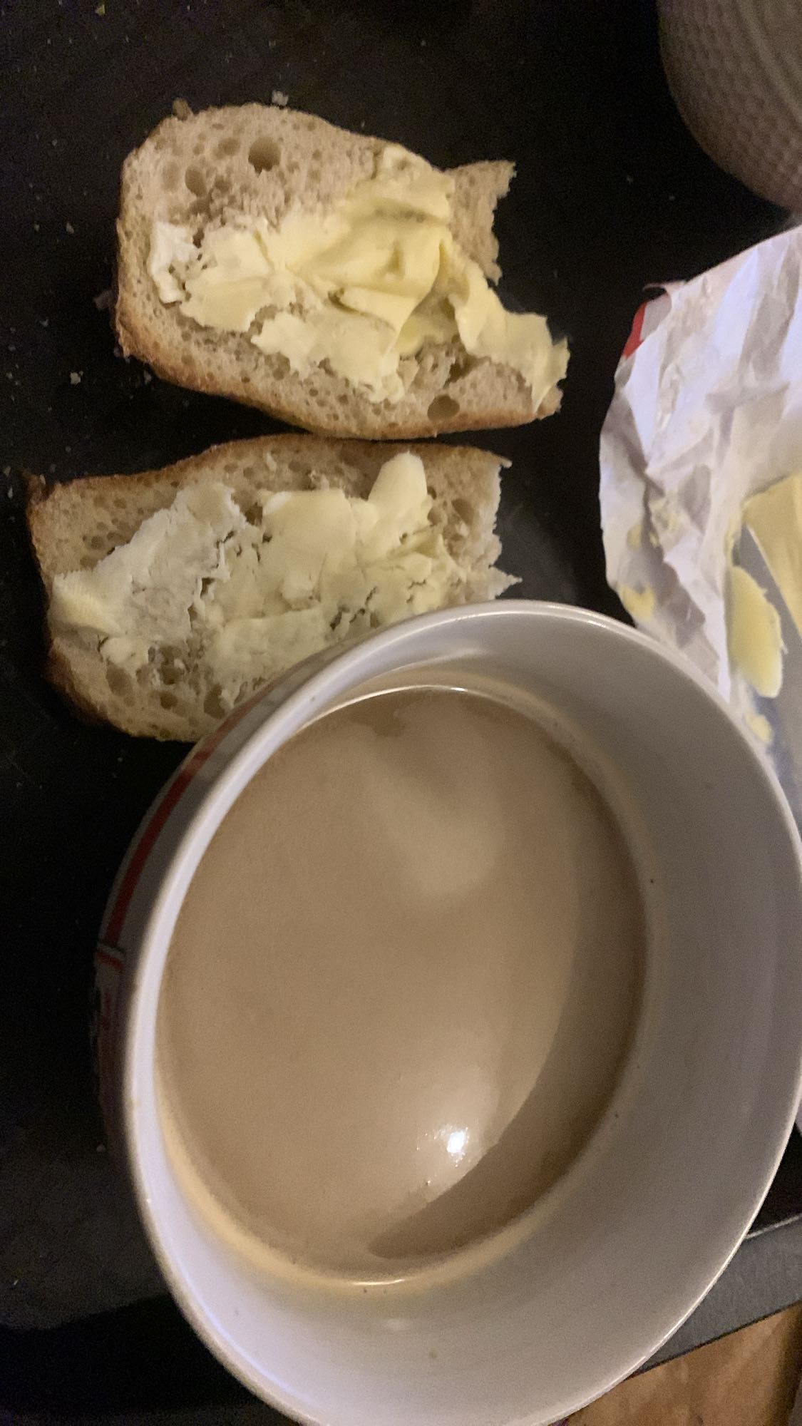 Café au lait et tartines