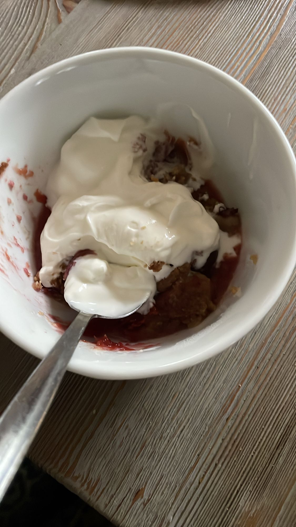 Śliwki pieczone z kruszonką