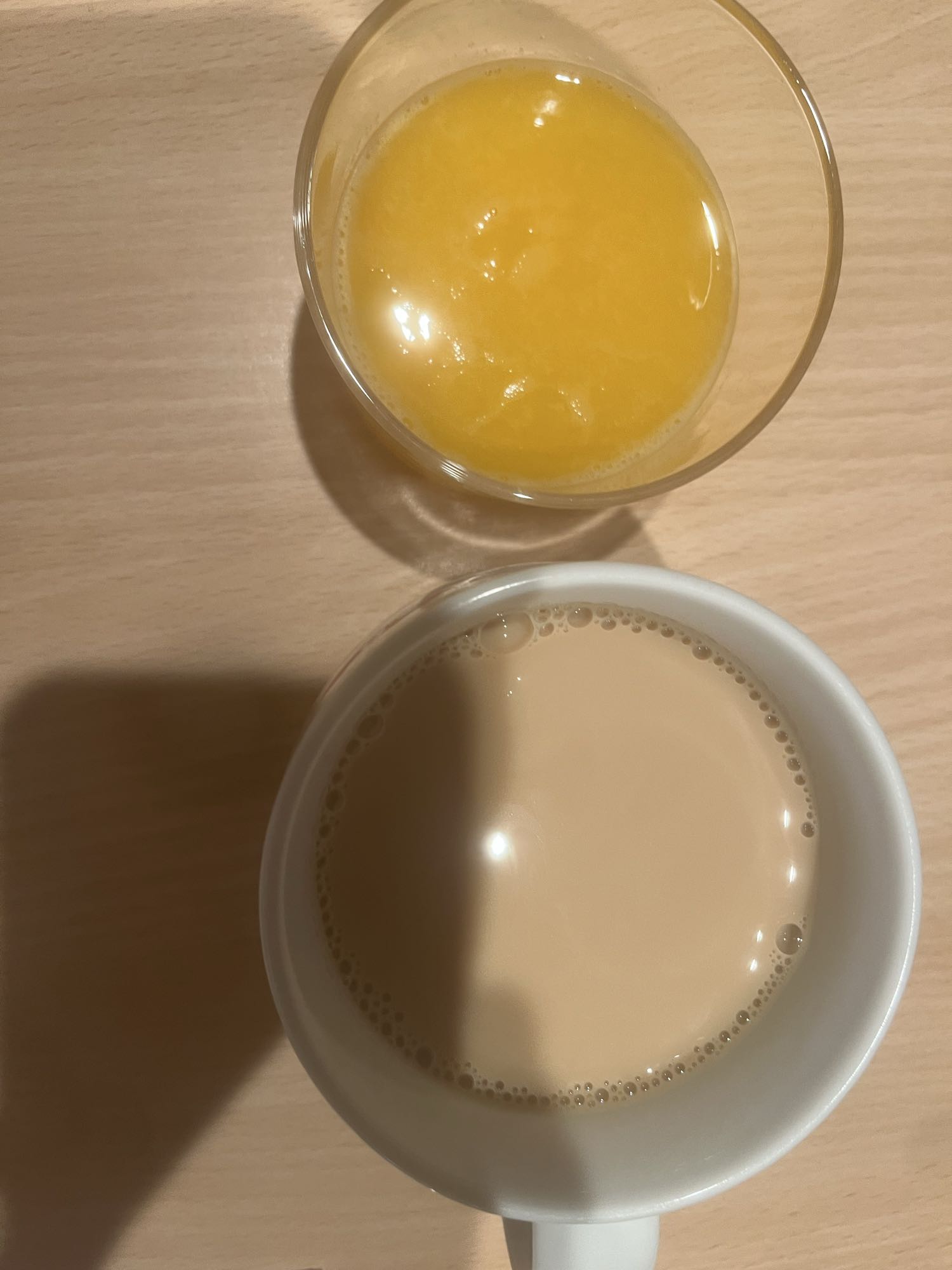 zumo y café con leche