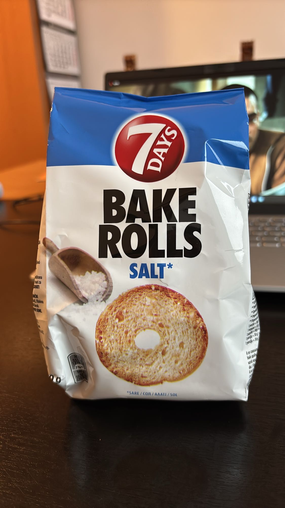 Bake Rolls Sare