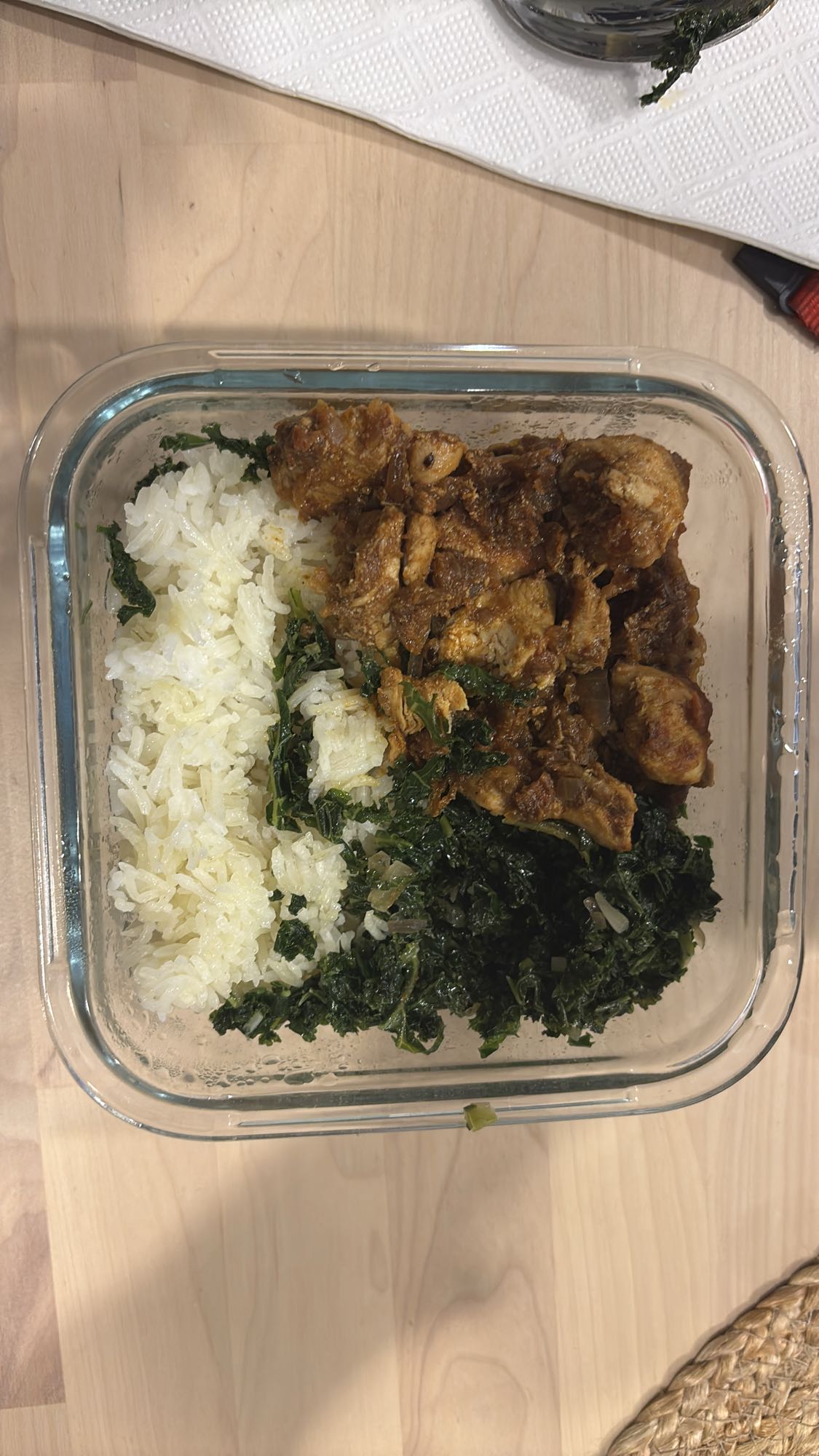 Ris, kyckling och grönkål