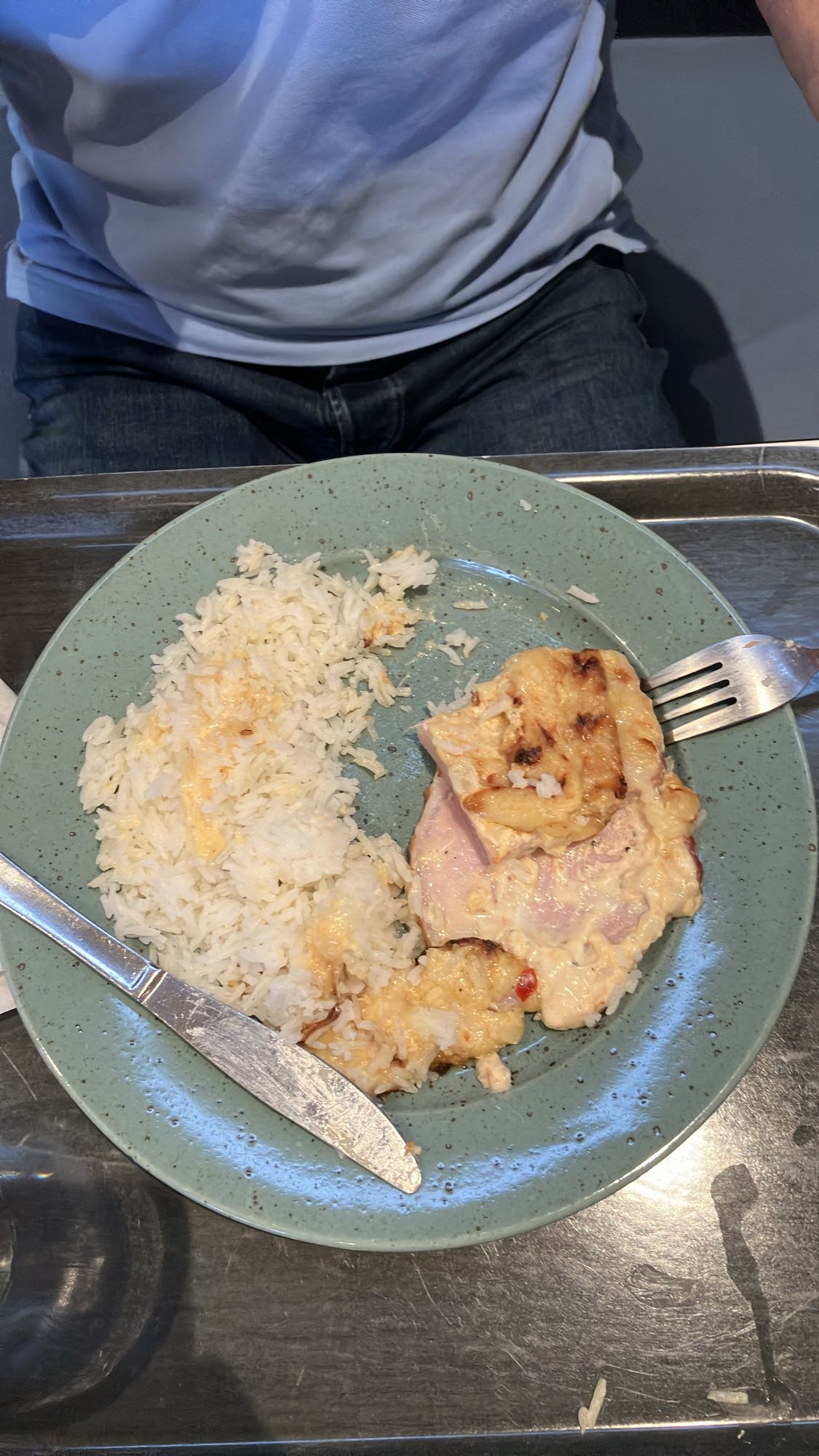 Ris med gratinerad kyckling