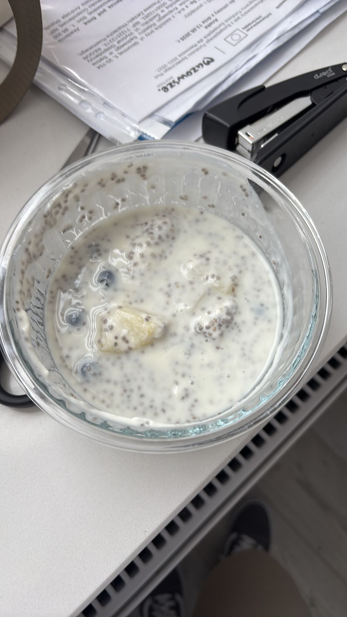 Pudding chia z owocami