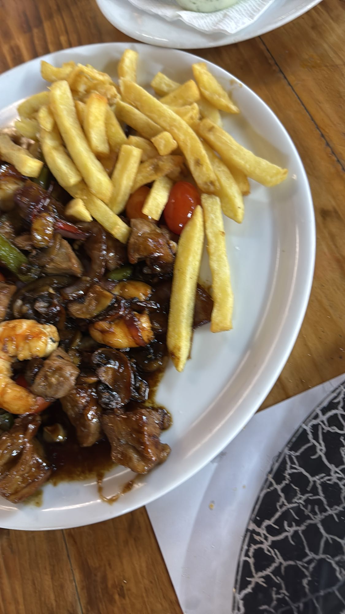 salteado con papas fritas