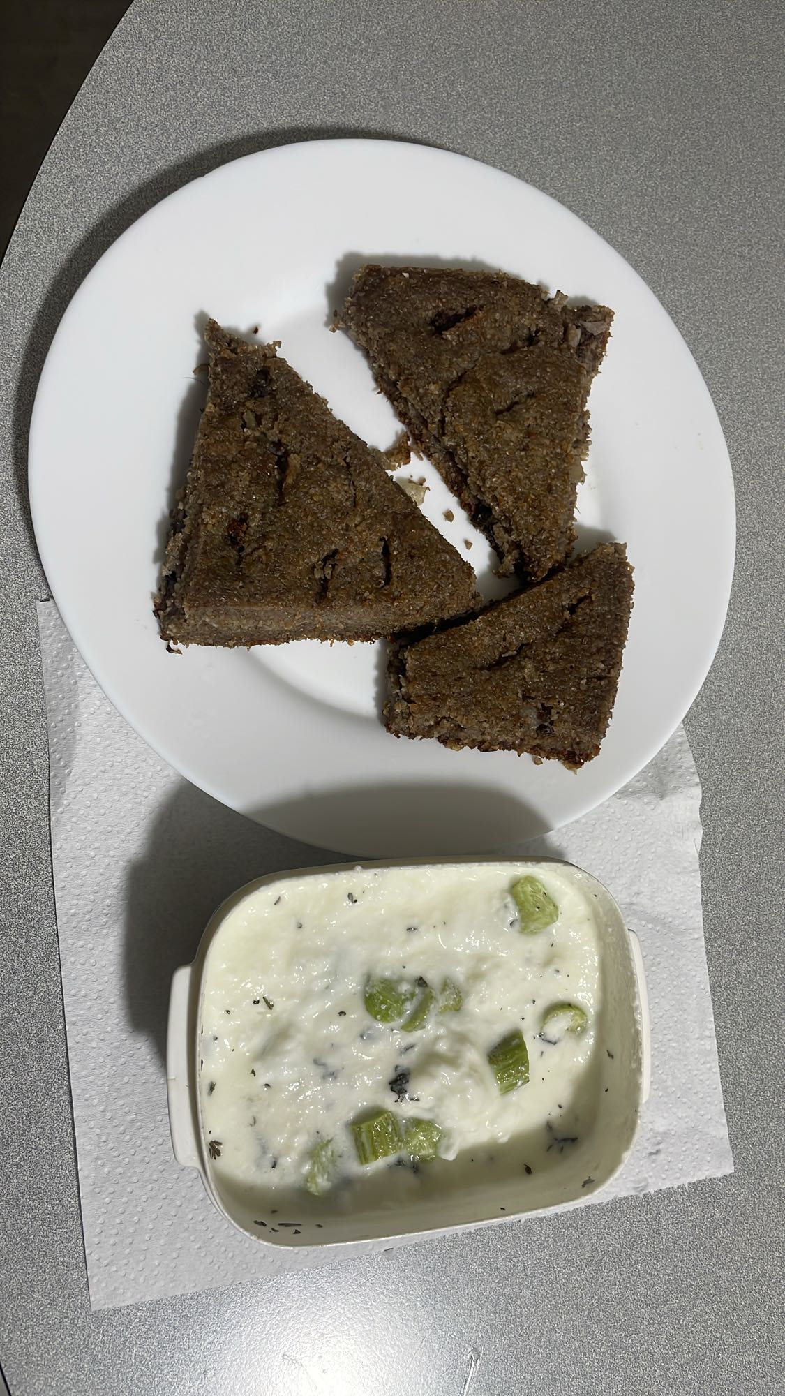 Buckwheat bread with yogurt dip