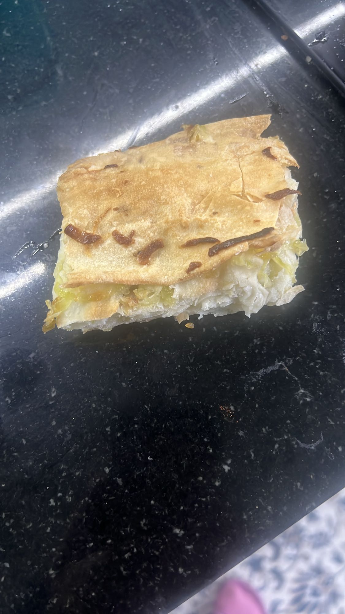 Kålpaj bit