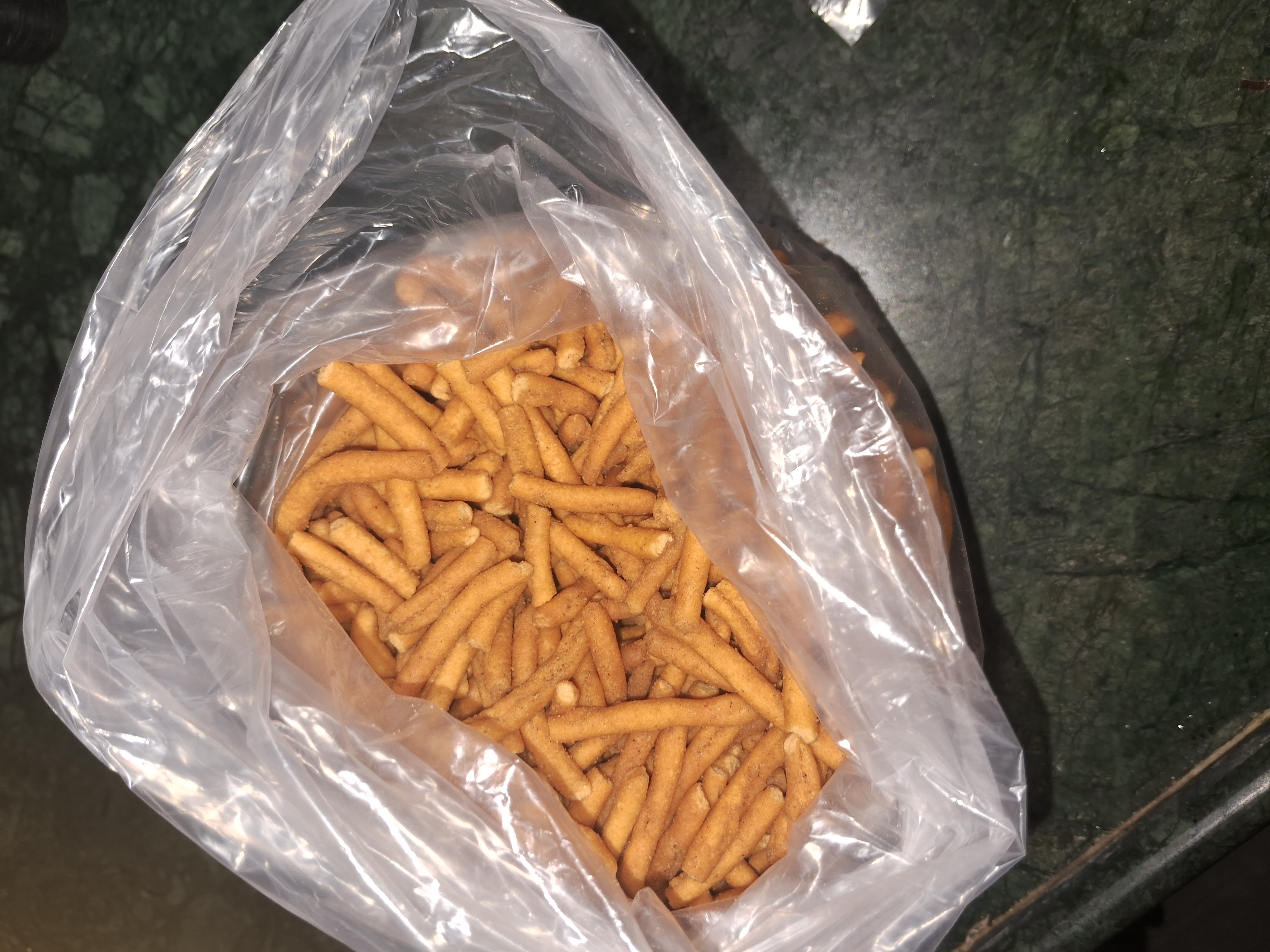 Fried gram snack sticks