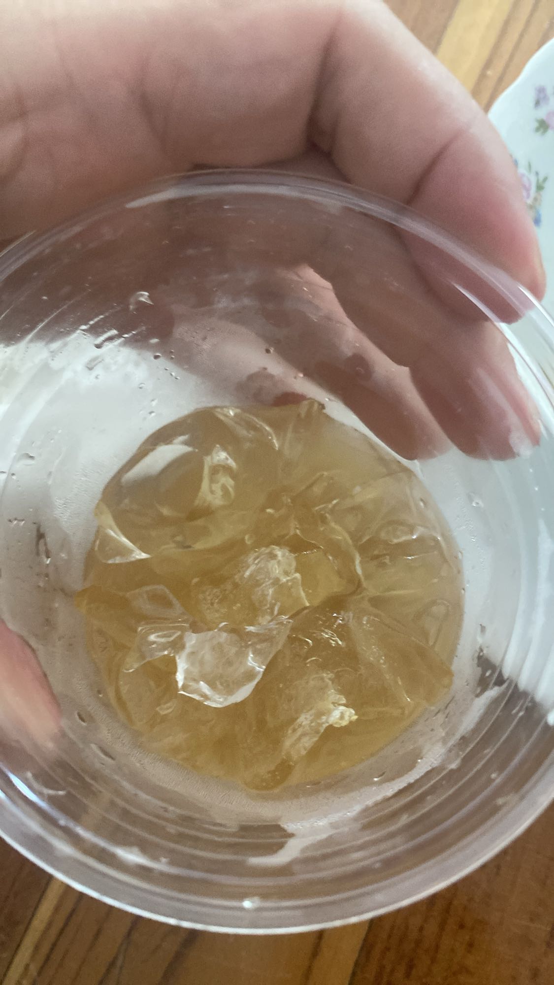 té helado con hielo