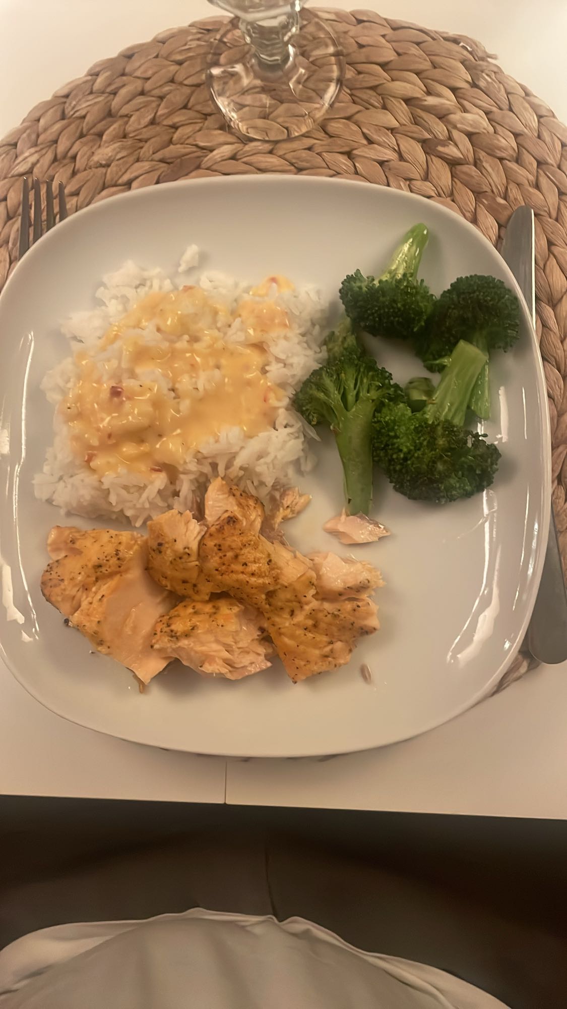 Lax med ris och broccoli