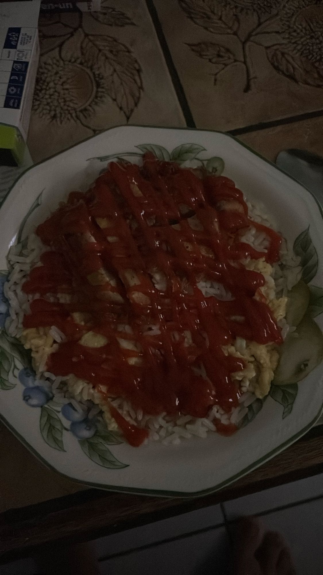 Riz œufs ketchup