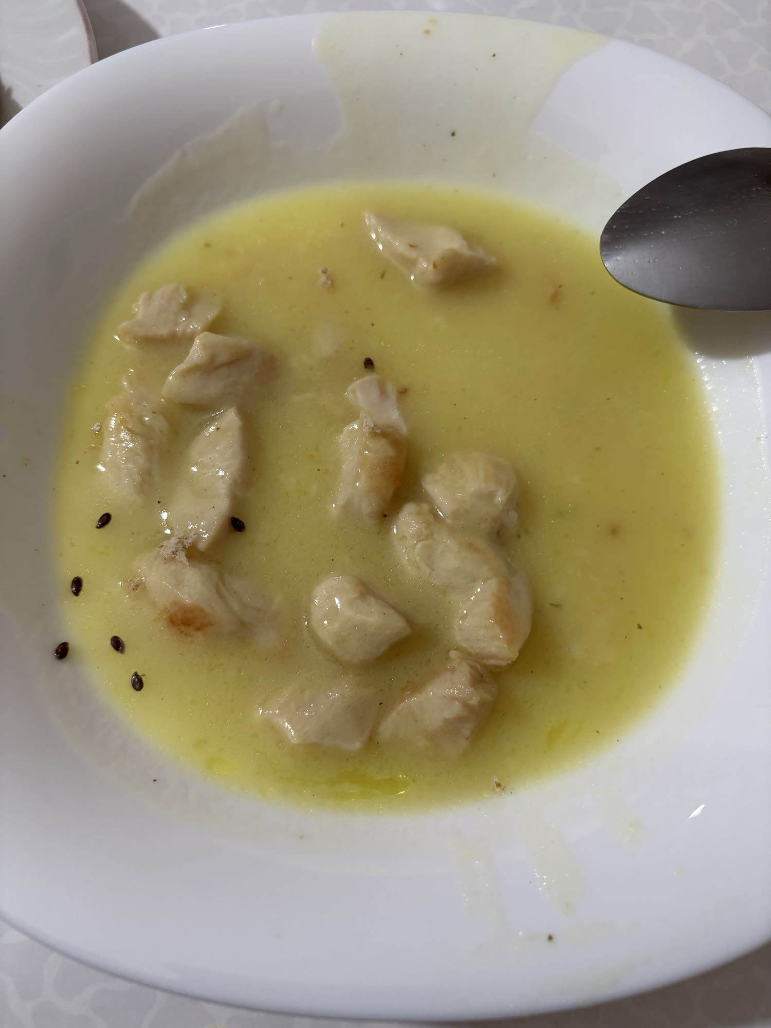 Chicken soup with oil