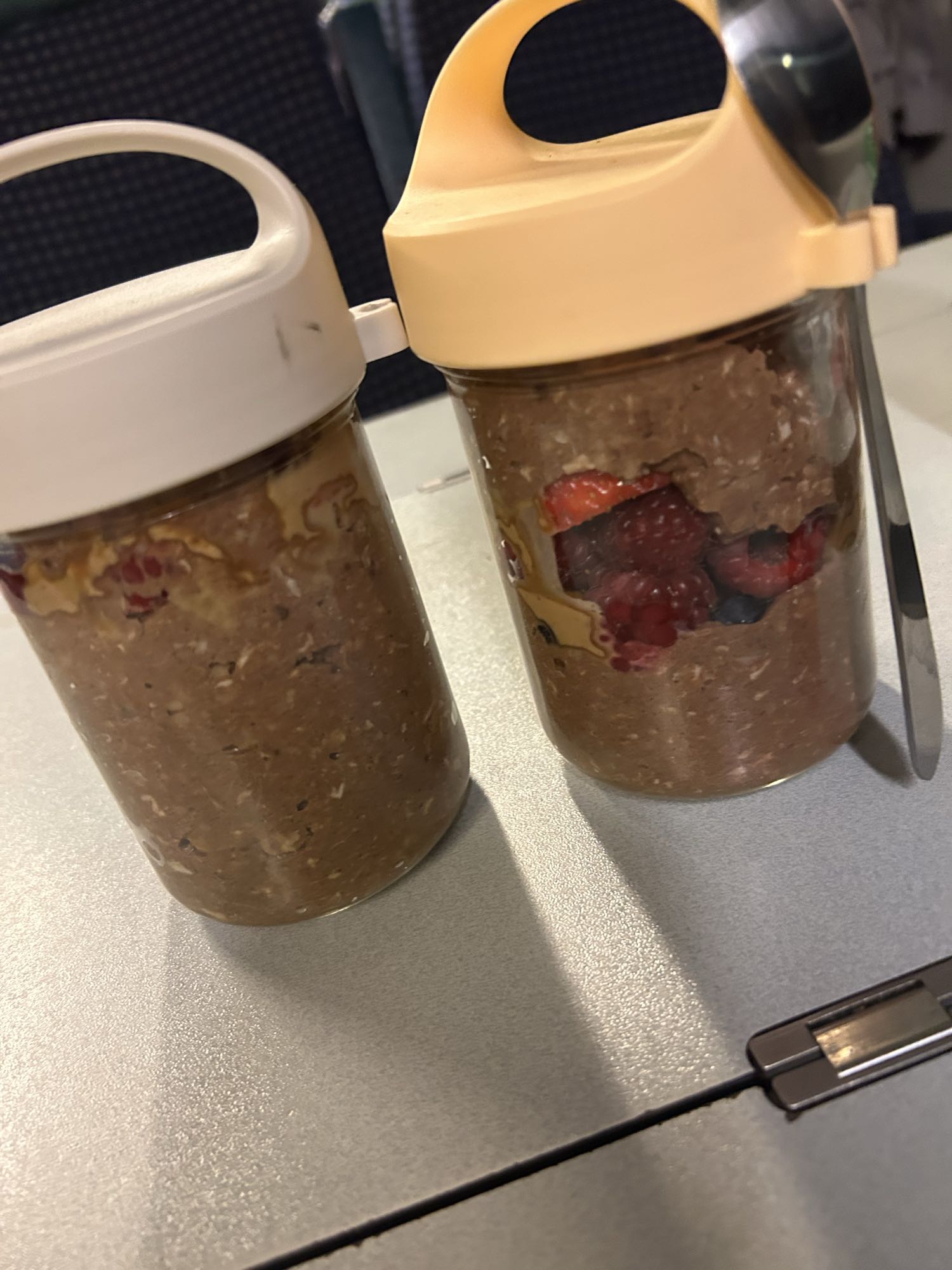 Terci de ovăz proteic cu fructe de pădure