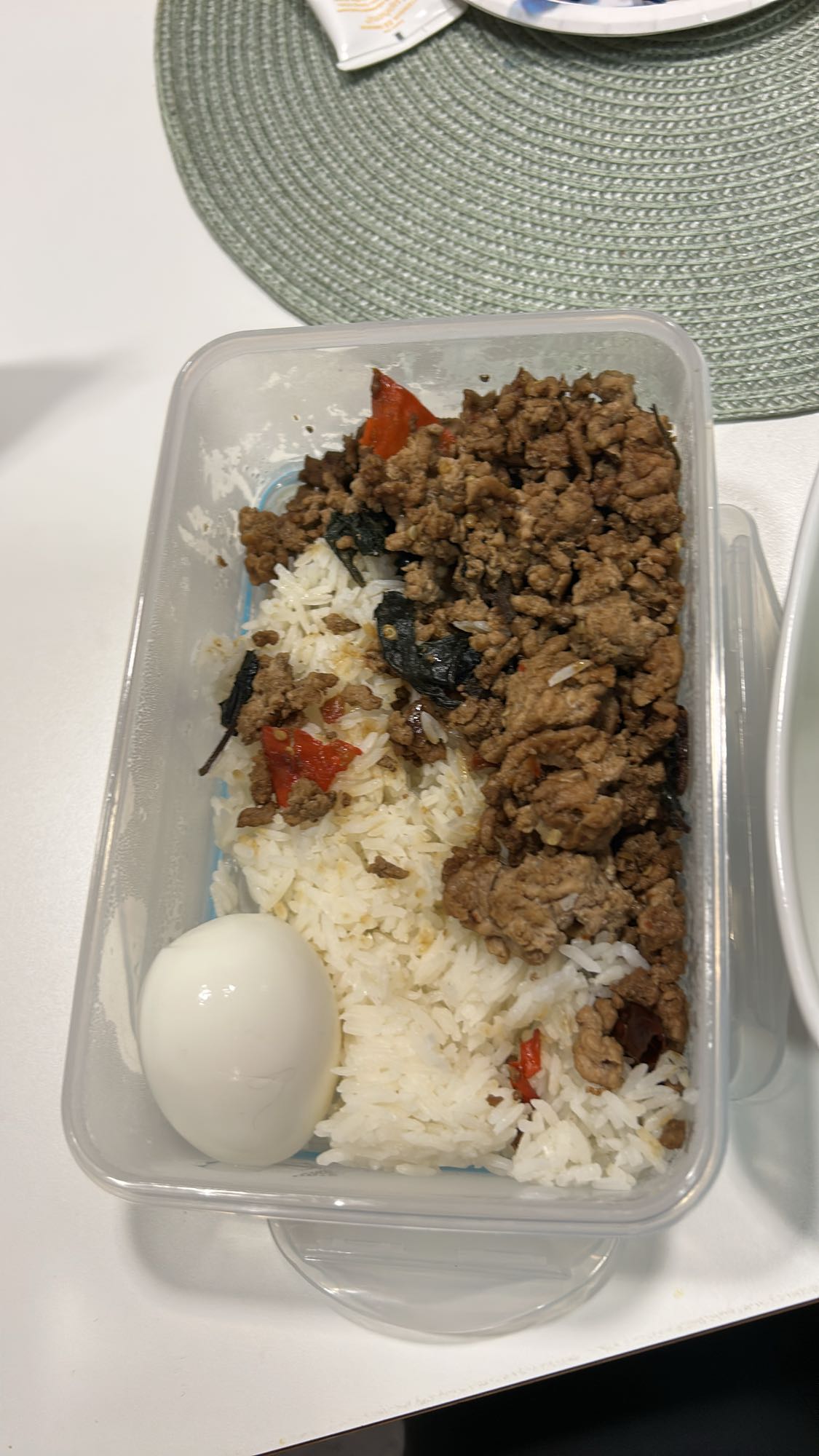 Kjøttdeig, ris og eggboks