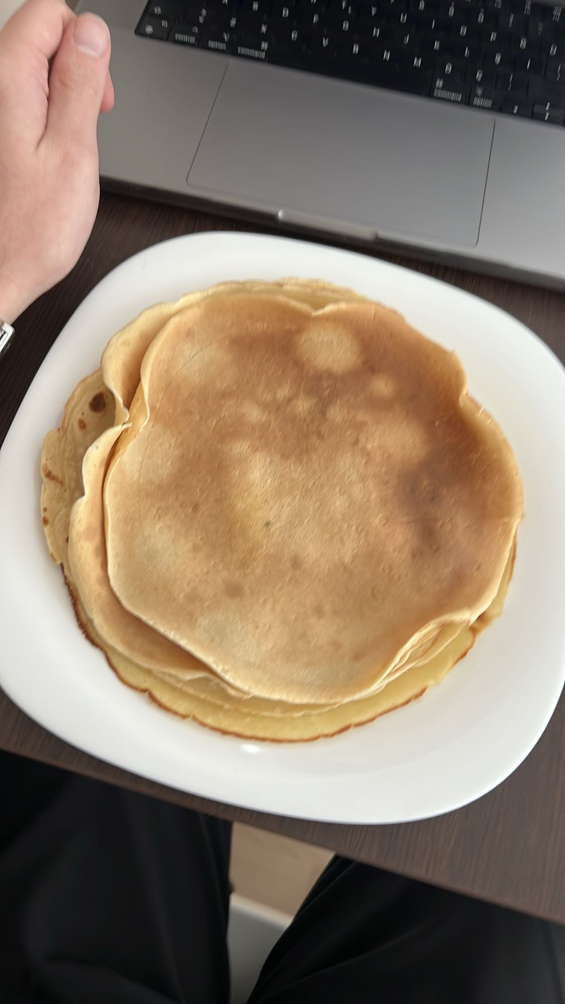 Ballı ve labneli krep