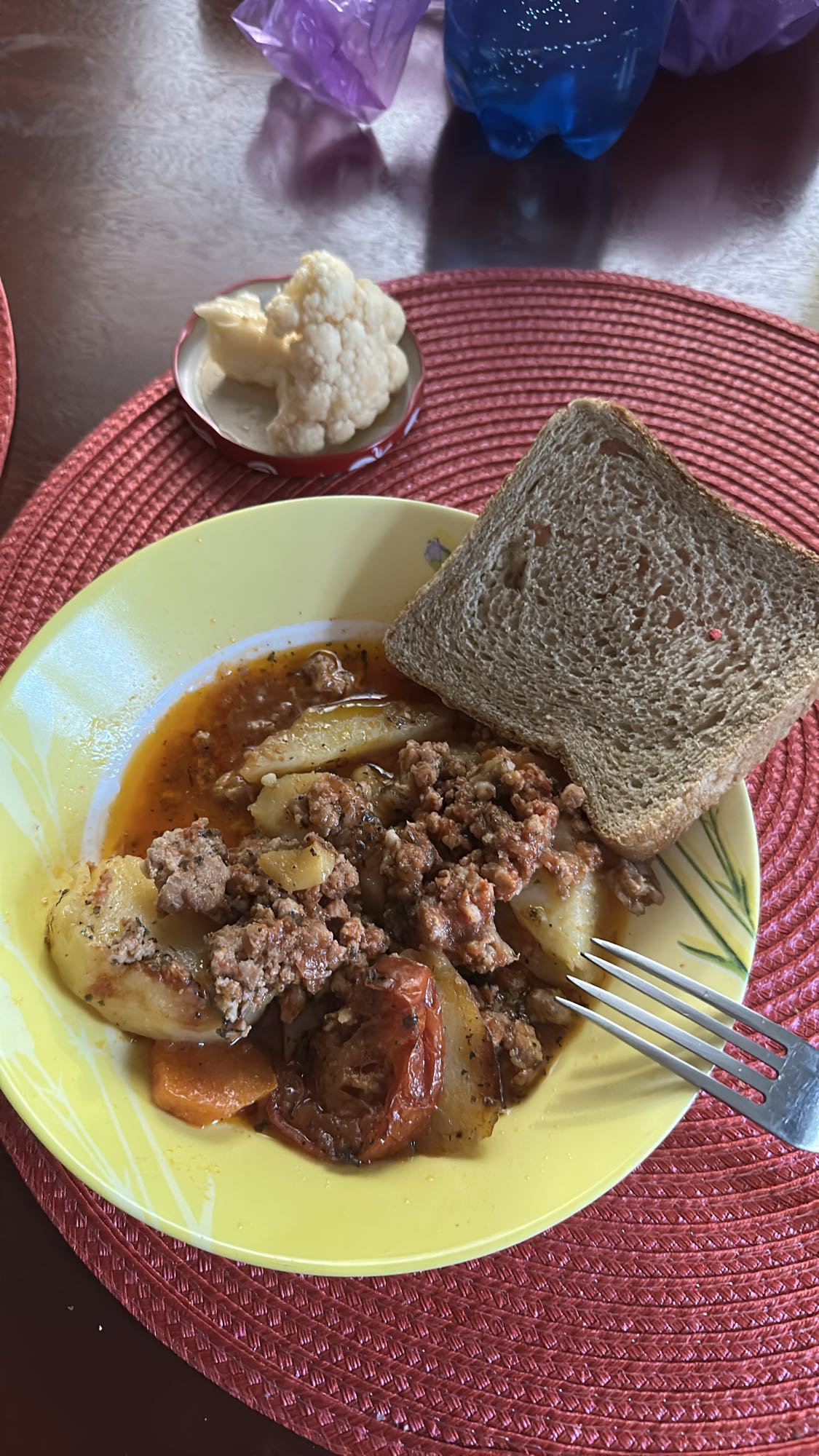 Cartofi cu carne tocata