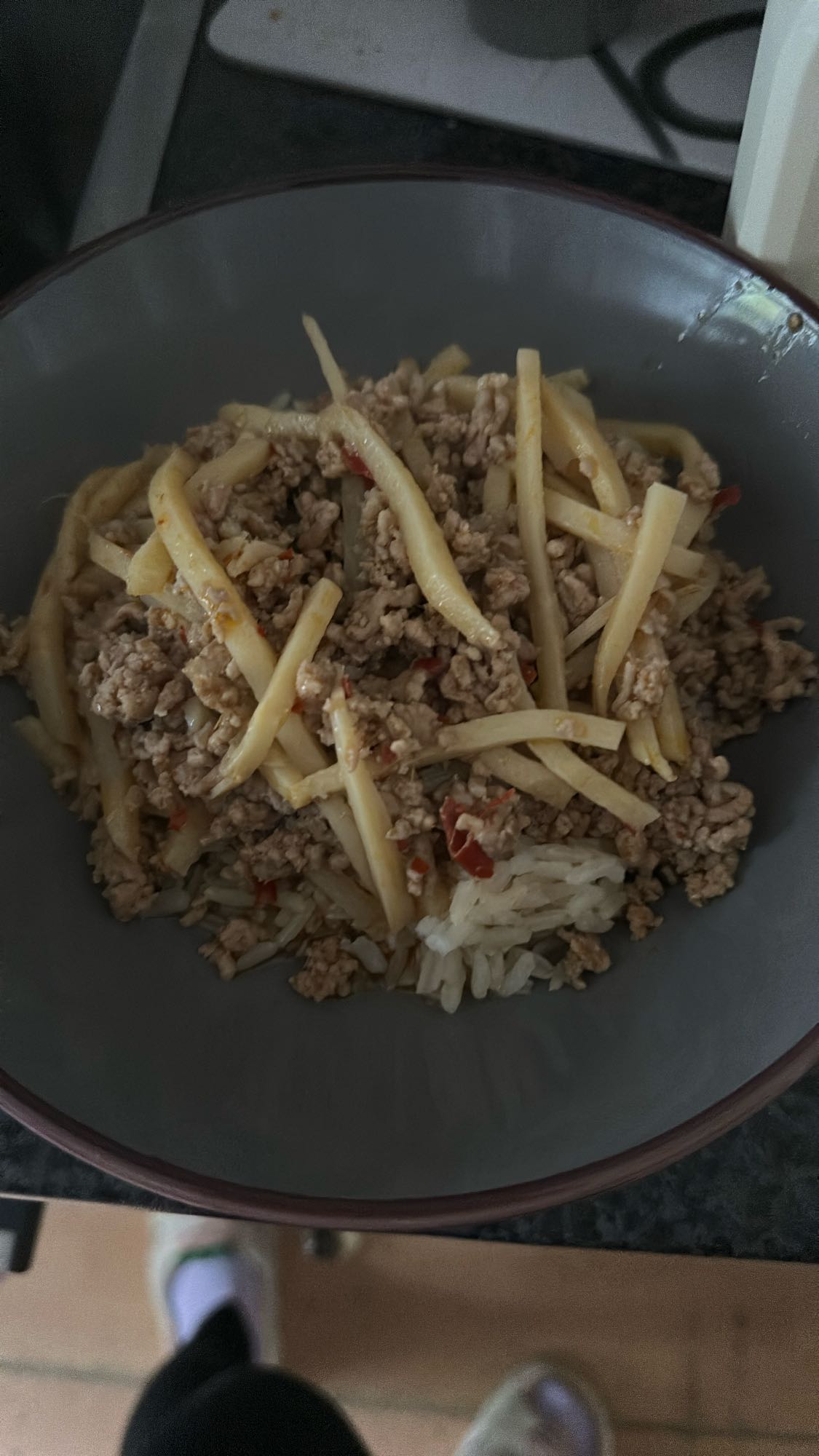 Rijst met gehakt en bamboe