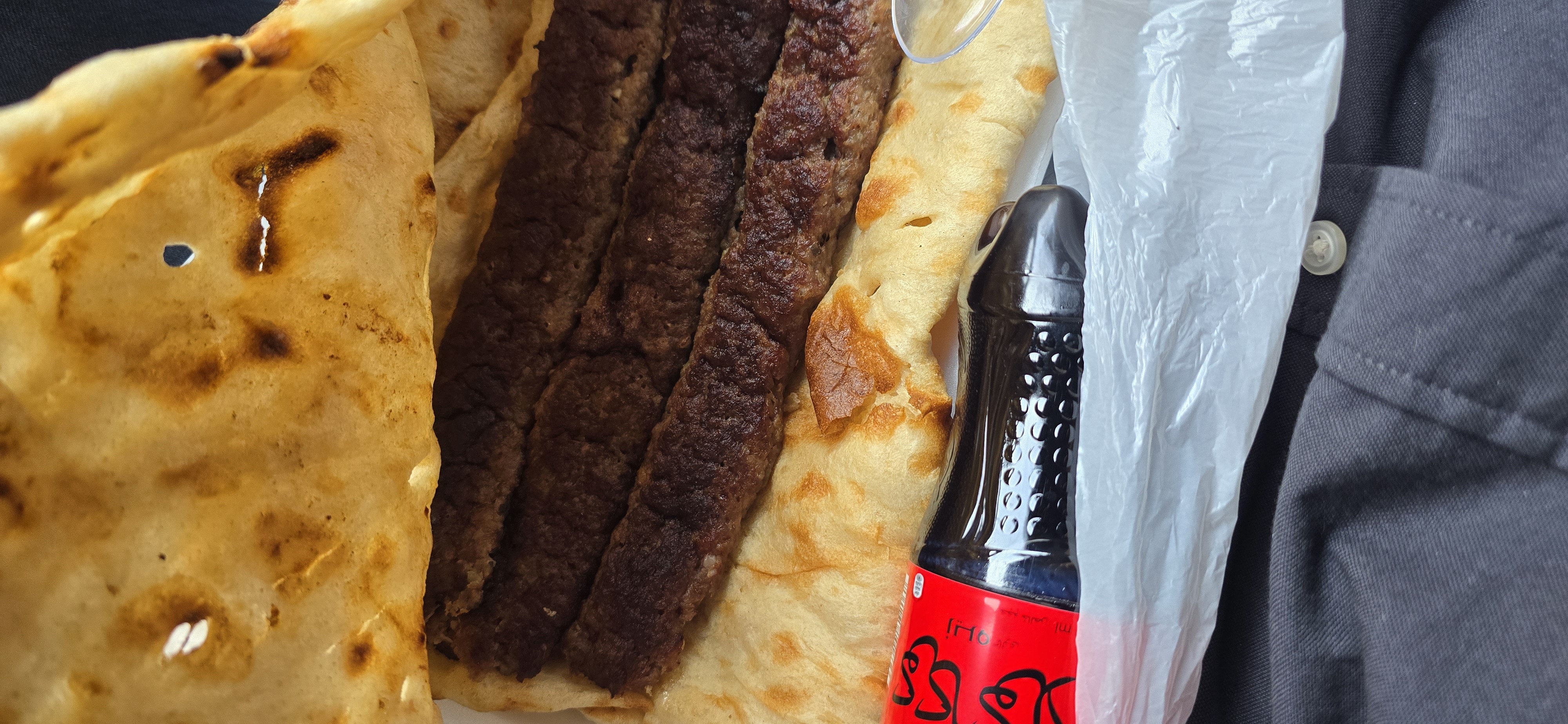 Kebab wrap with soda
