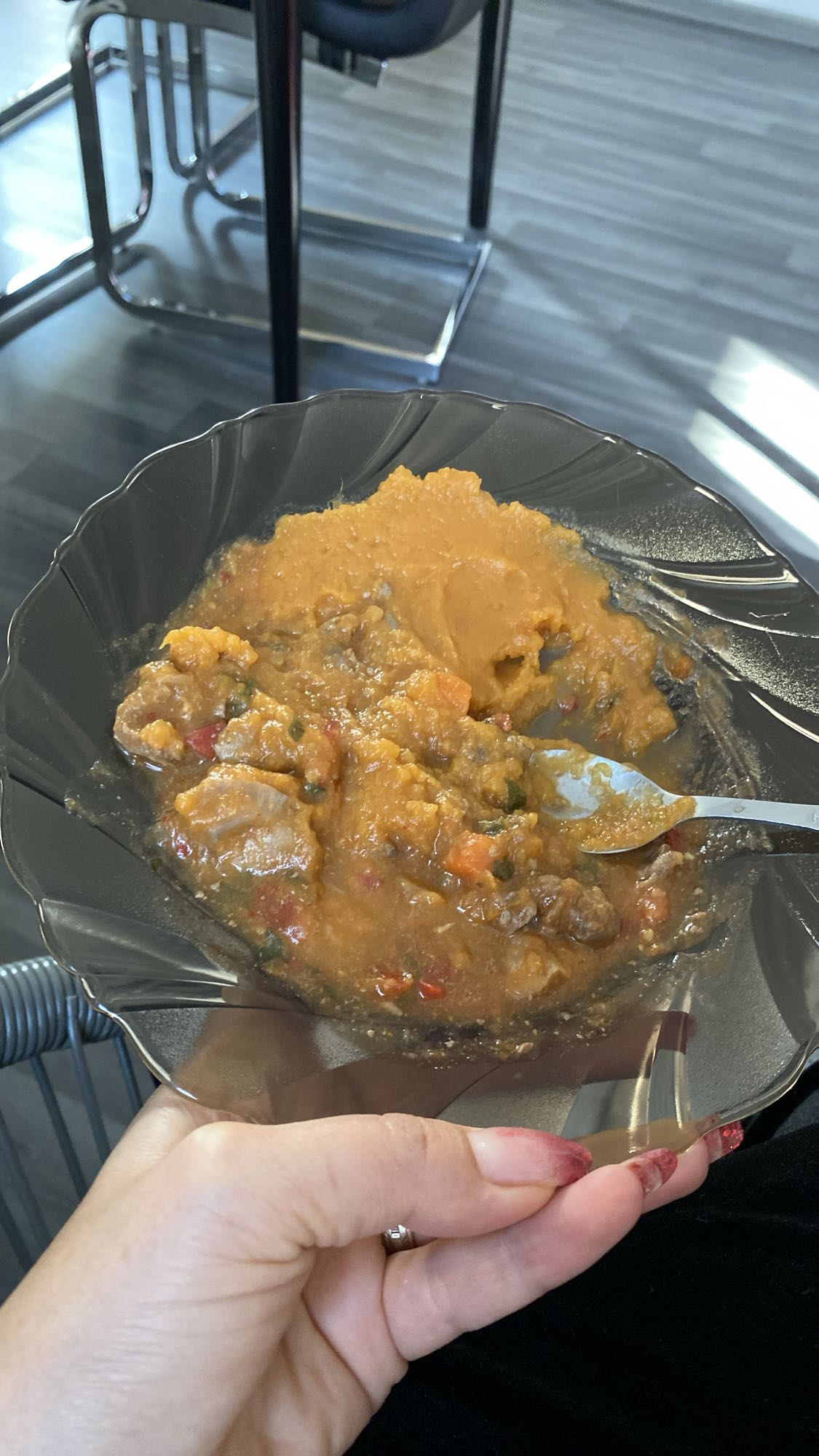 Tocană cu piure de cartofi dulci