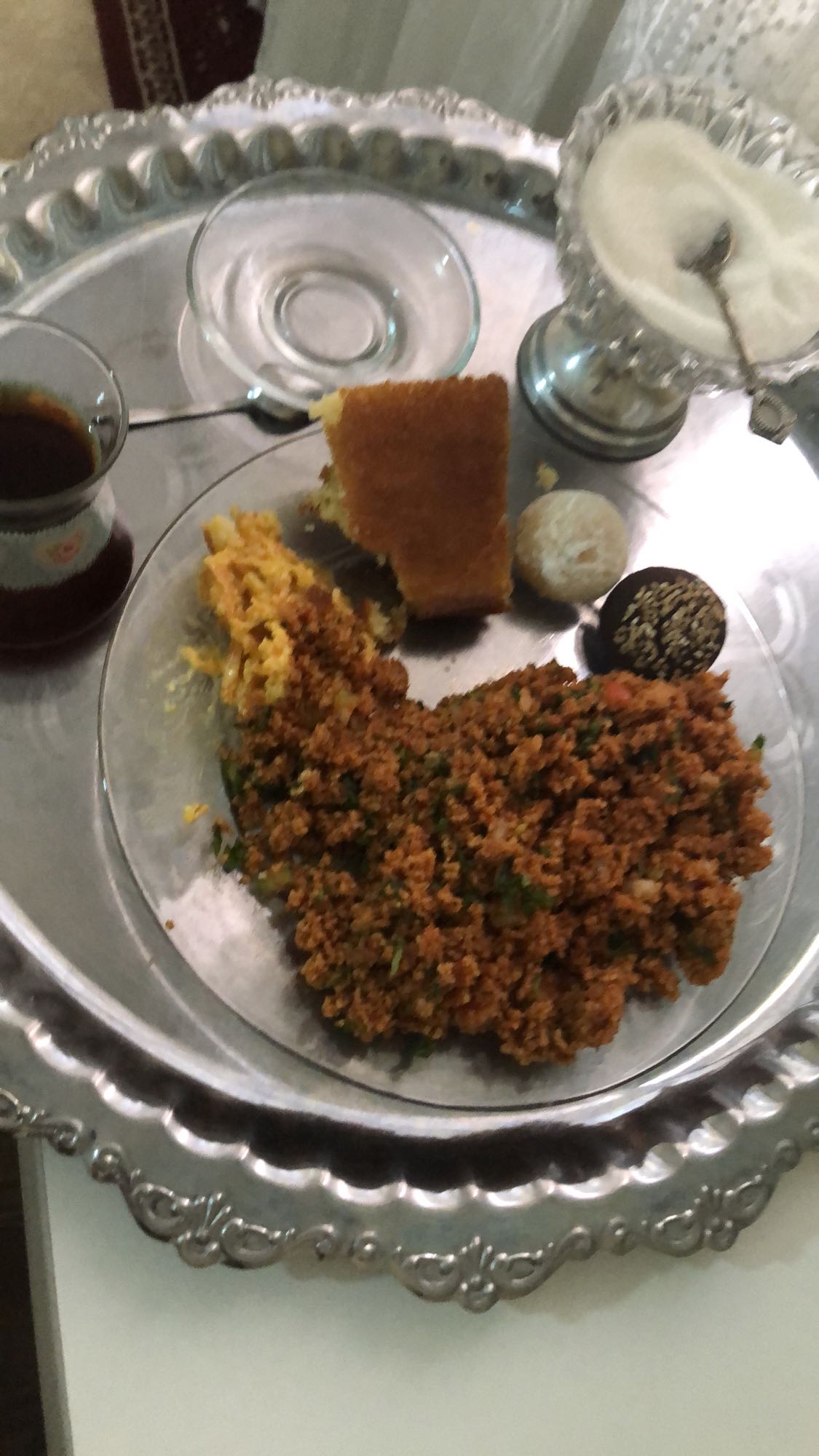 Kısır ve Çaylı Atıştırmalık