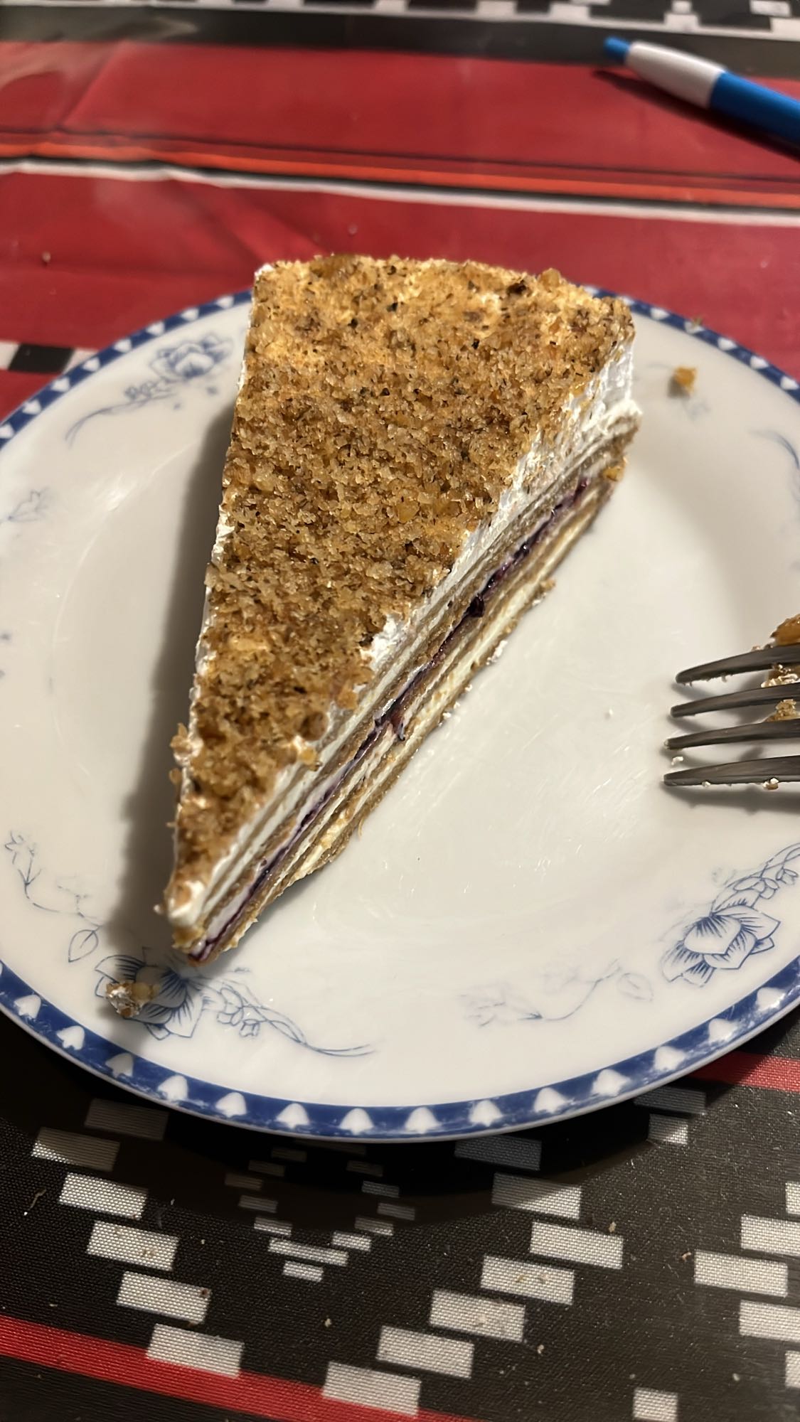 Парче орехова торта