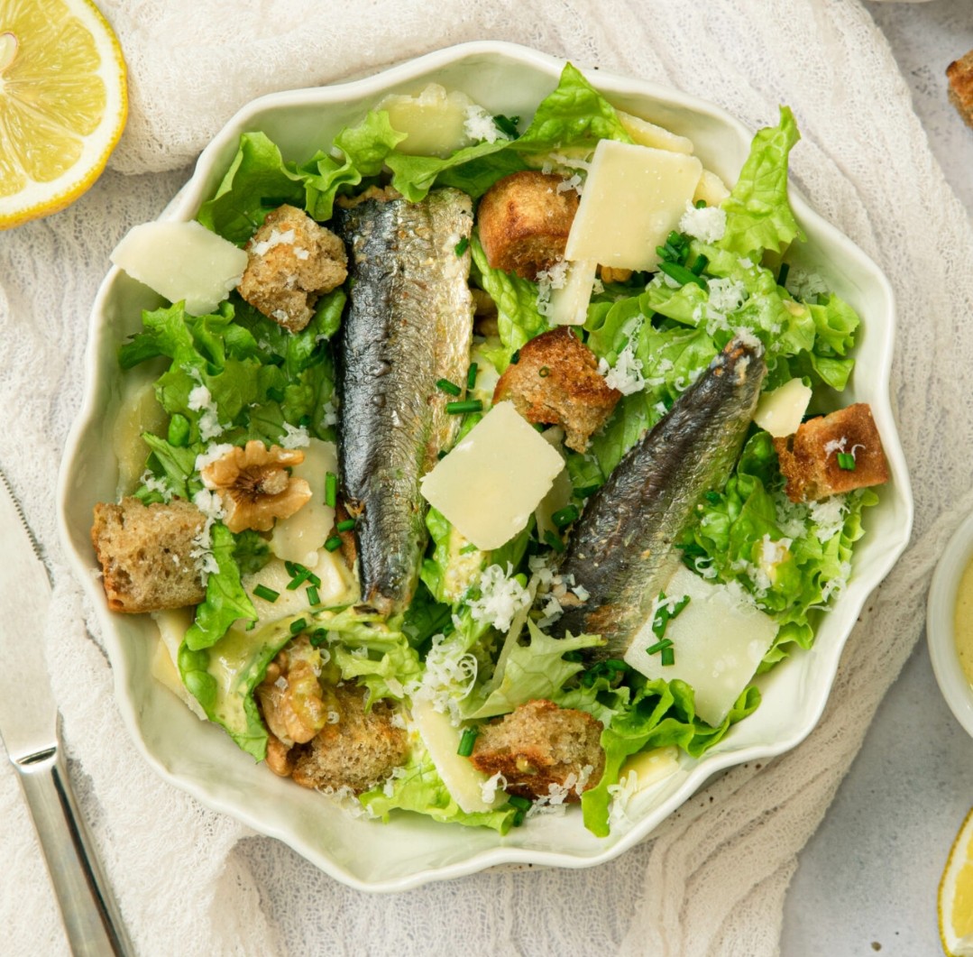 Salade César aux sardines